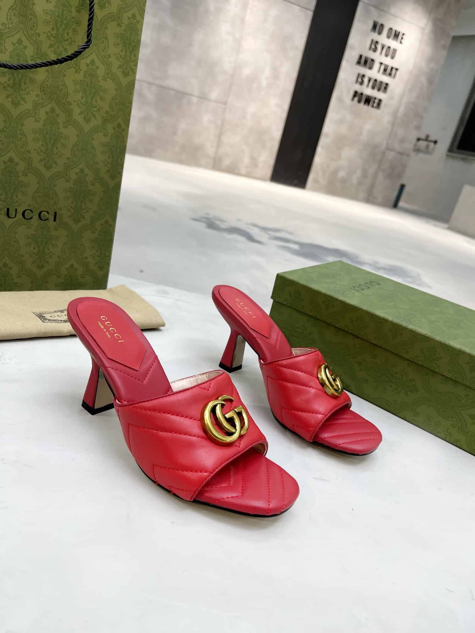(1:1 replica) Gucci Double G Slide Sandal Chevron Matelasse Red For Women GG Style 674839 BKO00 6549