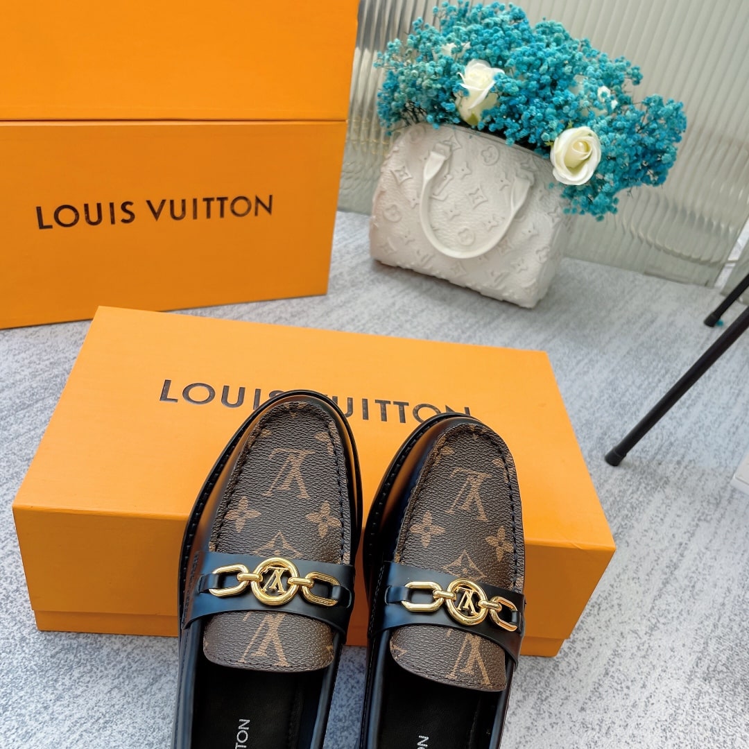 (1:1 replica) Louis Vuitton Women s Chess Flat Loafe Black And Brown For Women LV