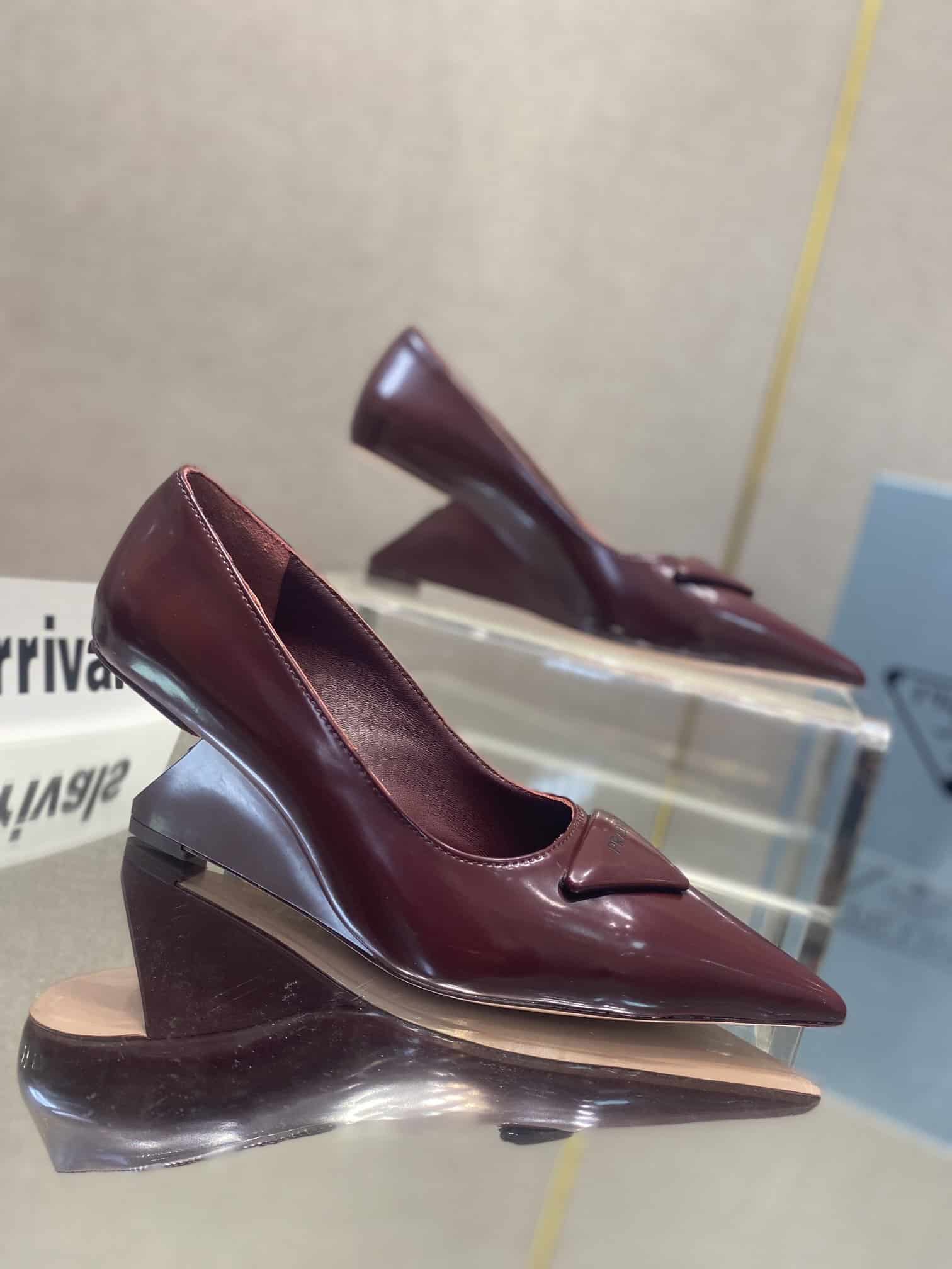 (1:1 replica) Prada Brushed Pumps Burgundy For Women 2.6in/65mm PRD