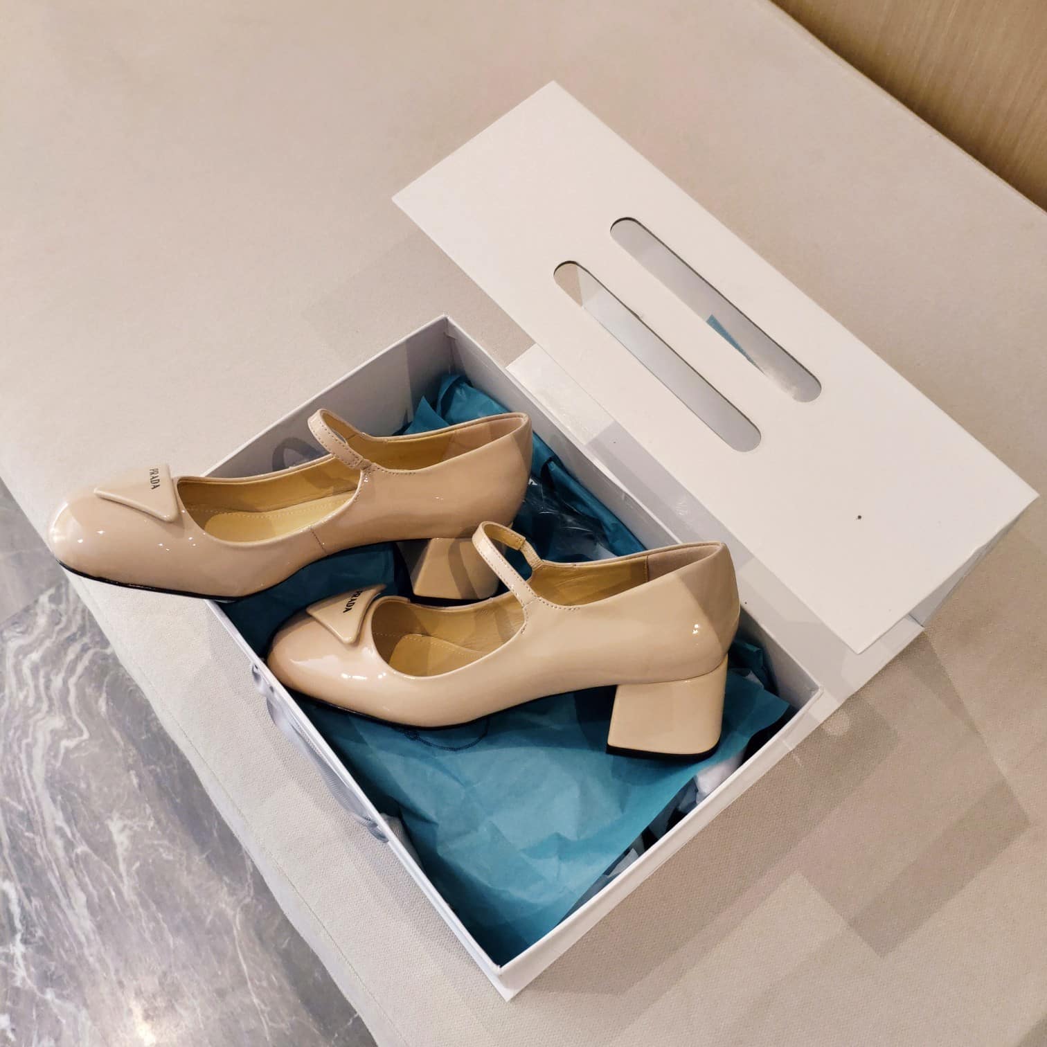 (1:1 replica) Prada Patent Pumps Beige For Women 1.8in/45mm PRD