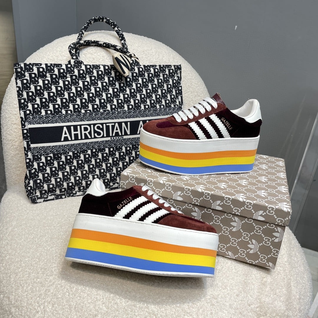 (1:1 replica) Gucci x Adidas Women s GG Gazelle Sneaker Black/Green For Women GG