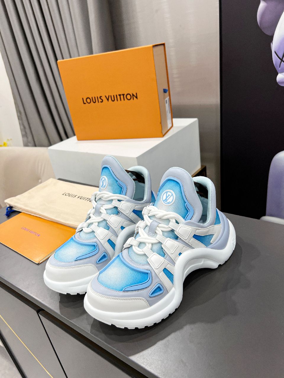 (1:1 replica) Louis Vuitton Women s LV Archlight Sneaker Blue For Women LV 1A9RVB