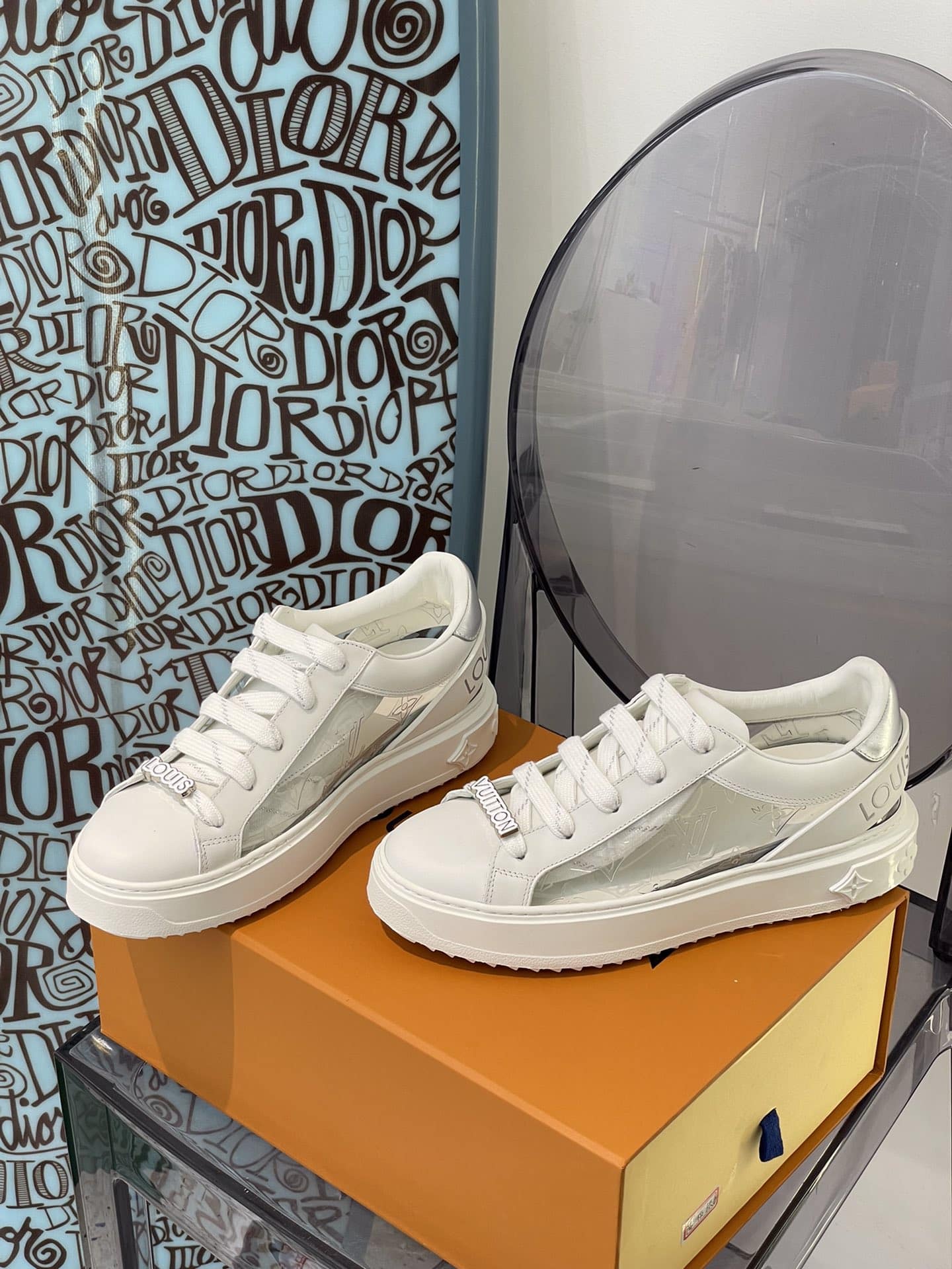 (1:1 replica) Louis Vuitton Women s Time Out Sneaker Sliver For Women LV