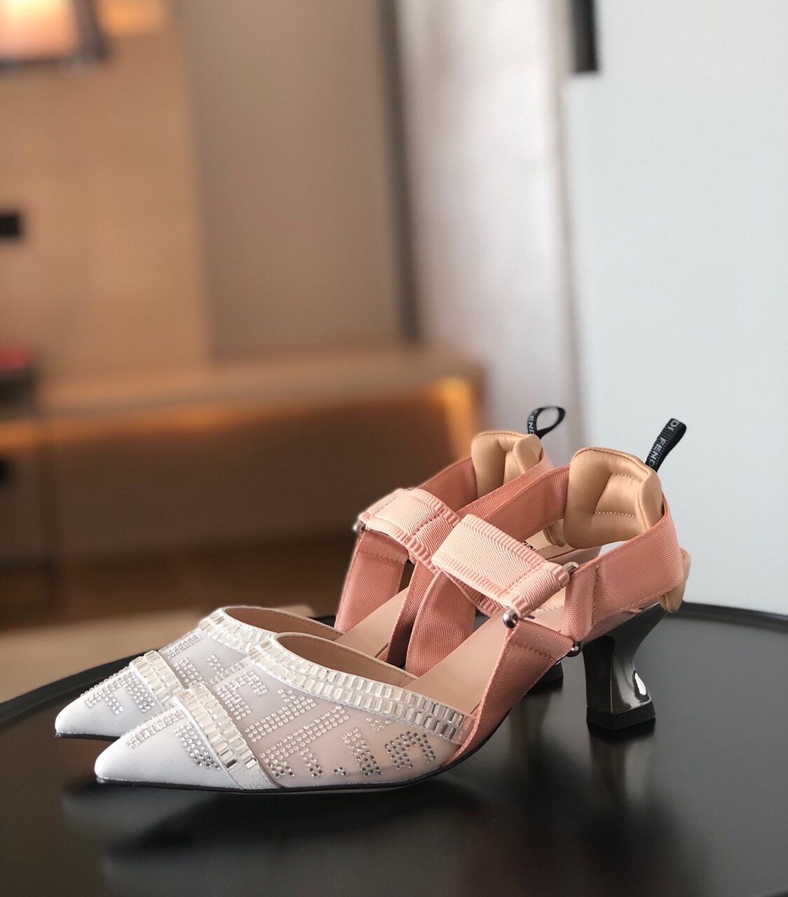 (1:1 replica) Fendi Colibri Runway Crystal FF Slingback Pumps 55mm Spring/Summer Collection White