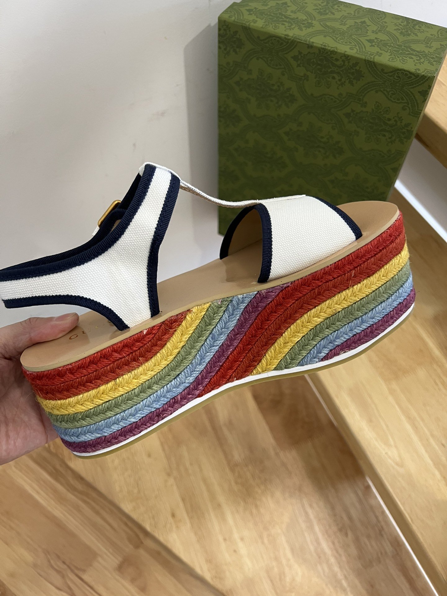 (1:1 replica) Gucci Women s Platform Sandal White For Women GG