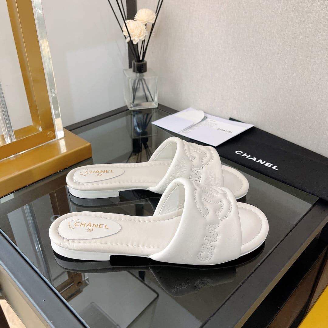 (1:1 replica) Chanel Women s Mules With Embossed Chanel Logo White For Women