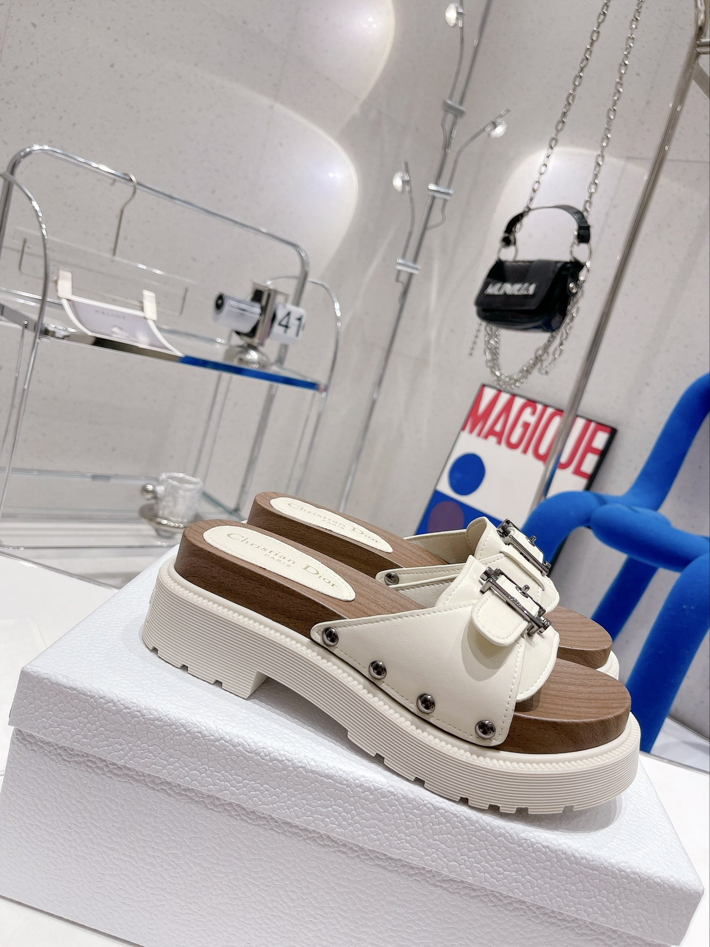 (1:1 replica) Christian Dior Women s Diorquake Slide White For Women CD KCQ717VEA_S42W