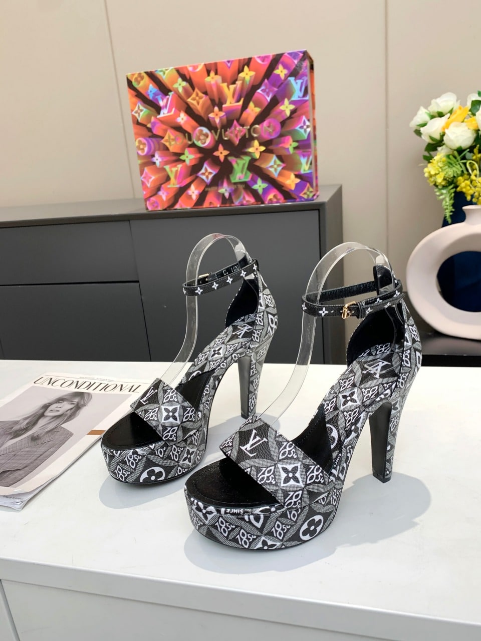 (1:1 replica) Louis Vuitton Women s Afterglow Platform Sandal Black For Women LV