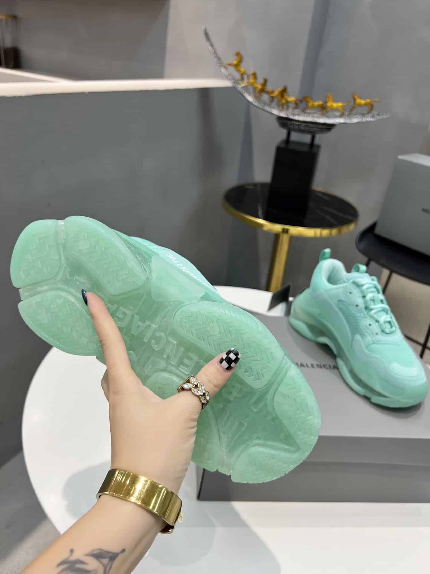 (1:1 replica) Balenciaga Triple S Trainers Clear Sole Jade Green For Women