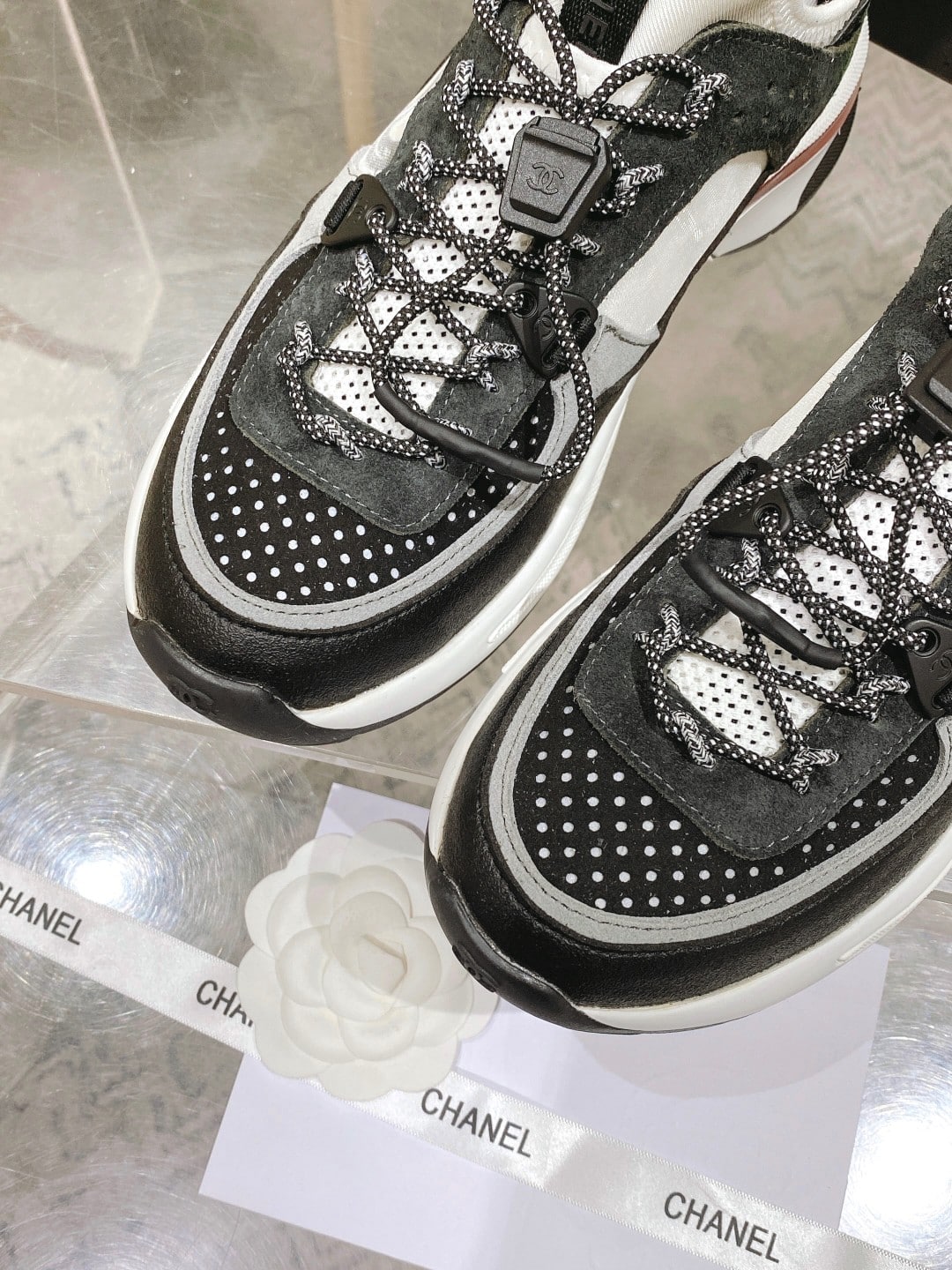 (1:1 replica) Chanel Women s Camellia Flower Slingback Black And Dark Gray For Women G39488 Y56142 K4948