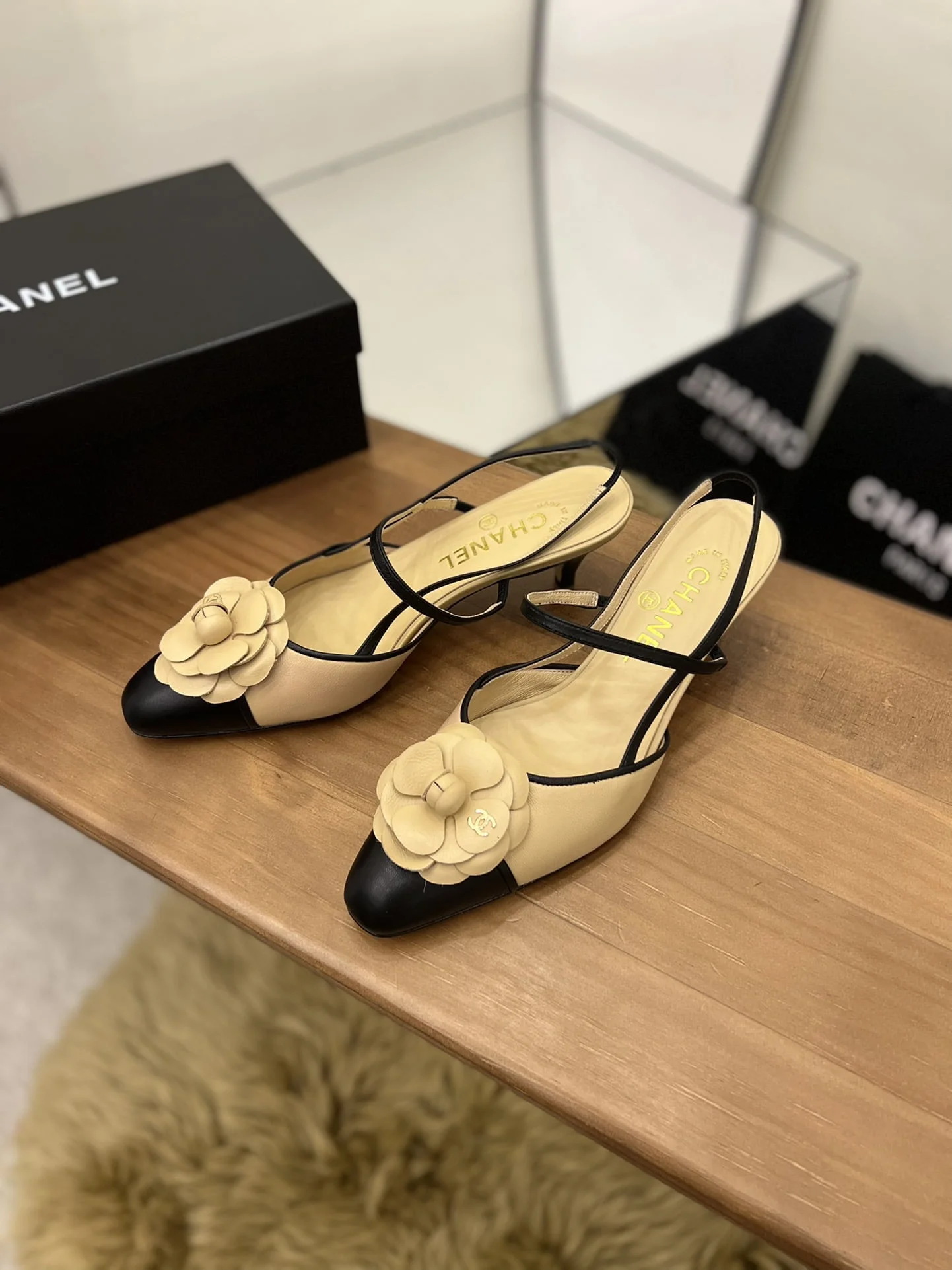(1:1 replica) Chanel Women s Camellia Flower Slingback Beige For Women