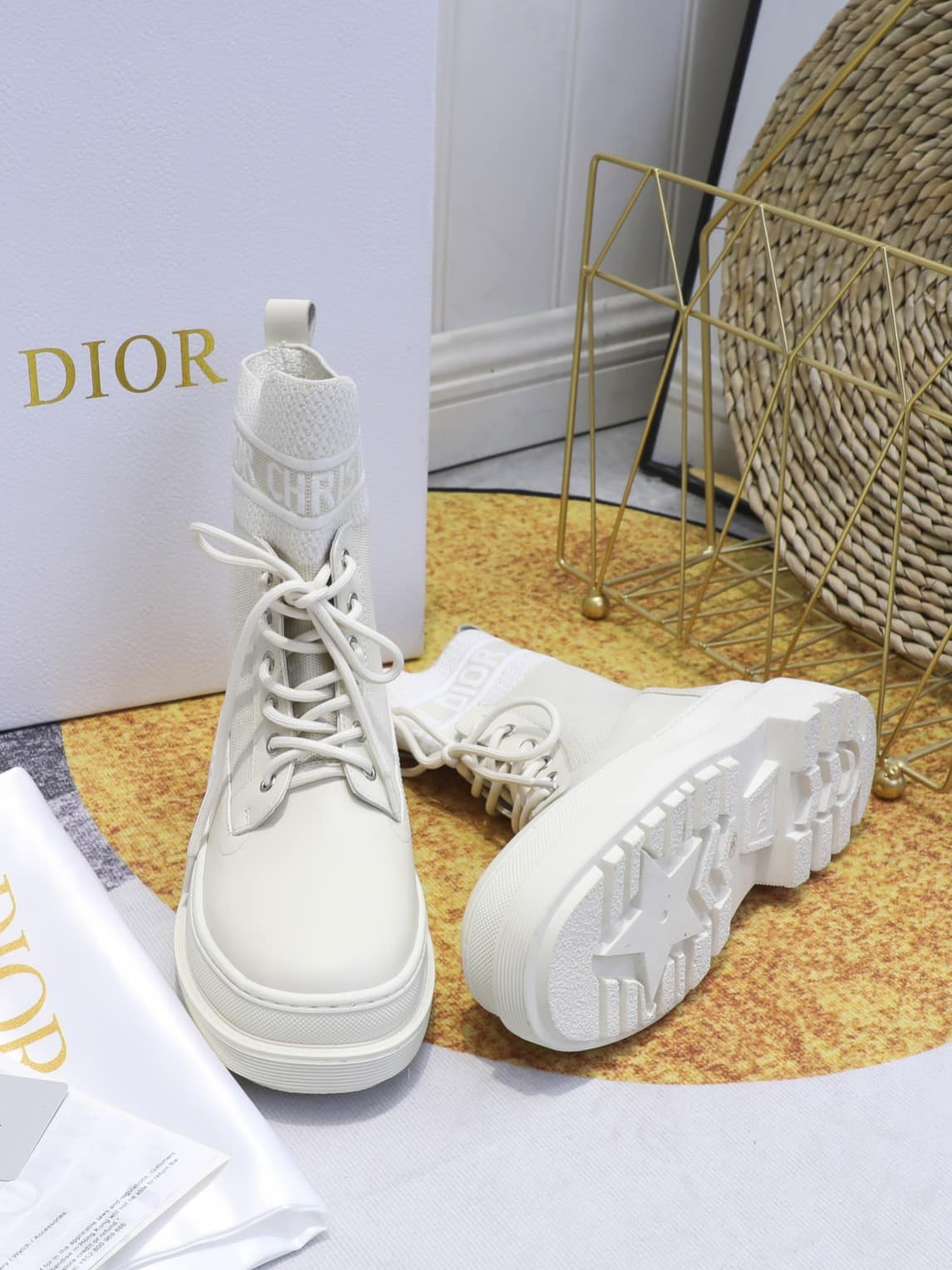 (1:1 replica) Christian Dior Women s Short Boot White For Women CD