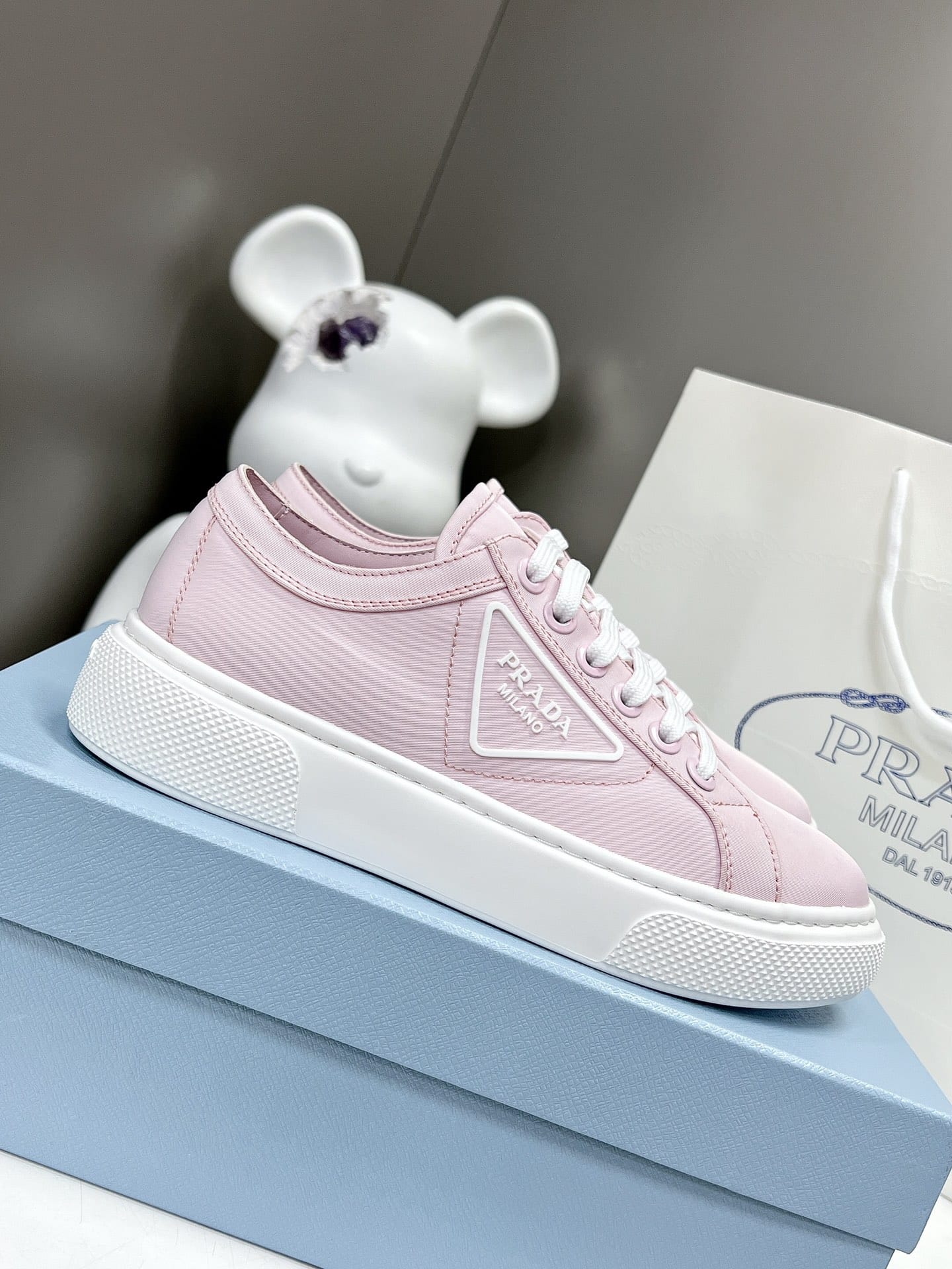 (1:1 replica) Prada Macro Re-Nylon And Brushed Sneakers Pink For Women 1.2in/30mm PRD