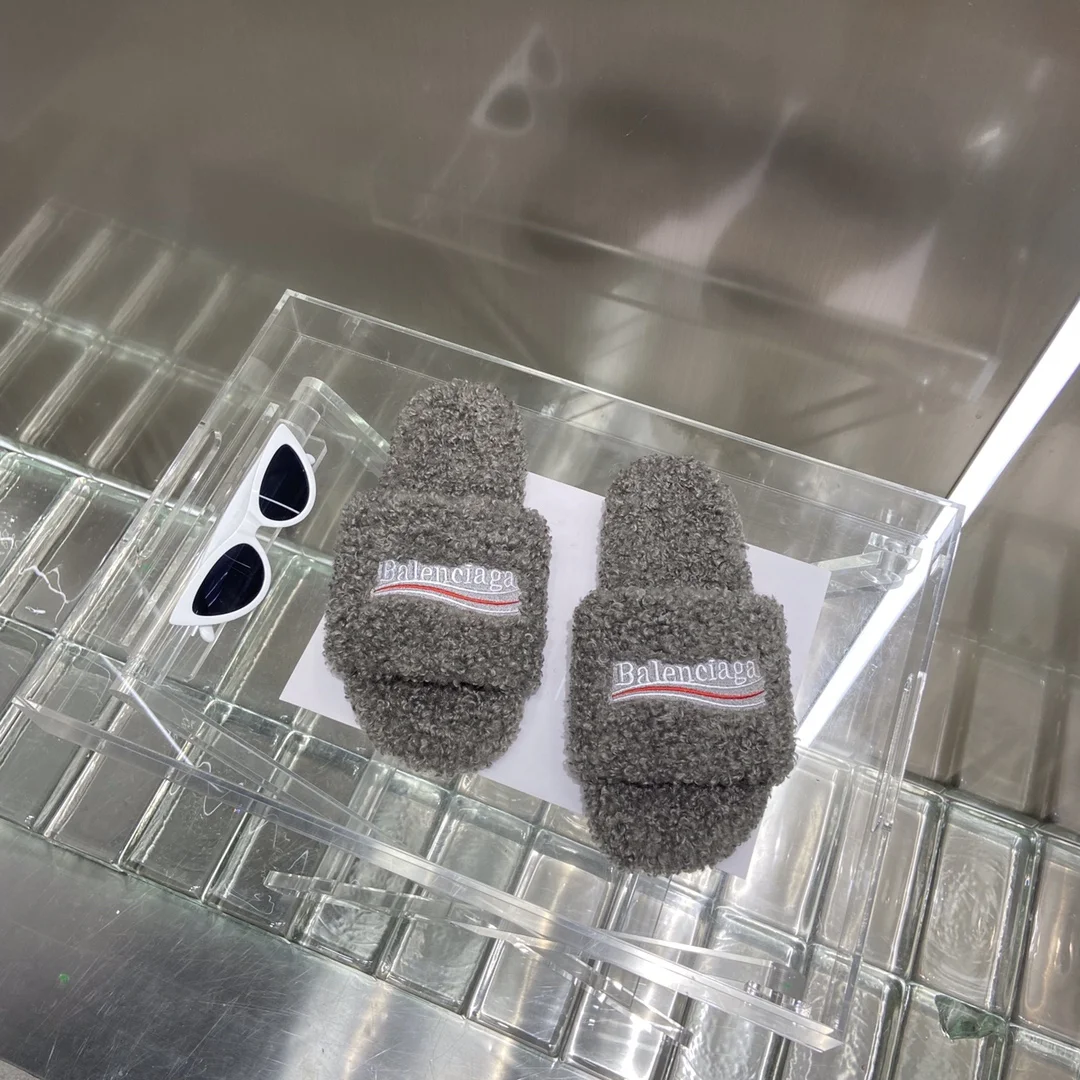 (1:1 replica) Balenciaga Furry Slide Sandal Grey For Women