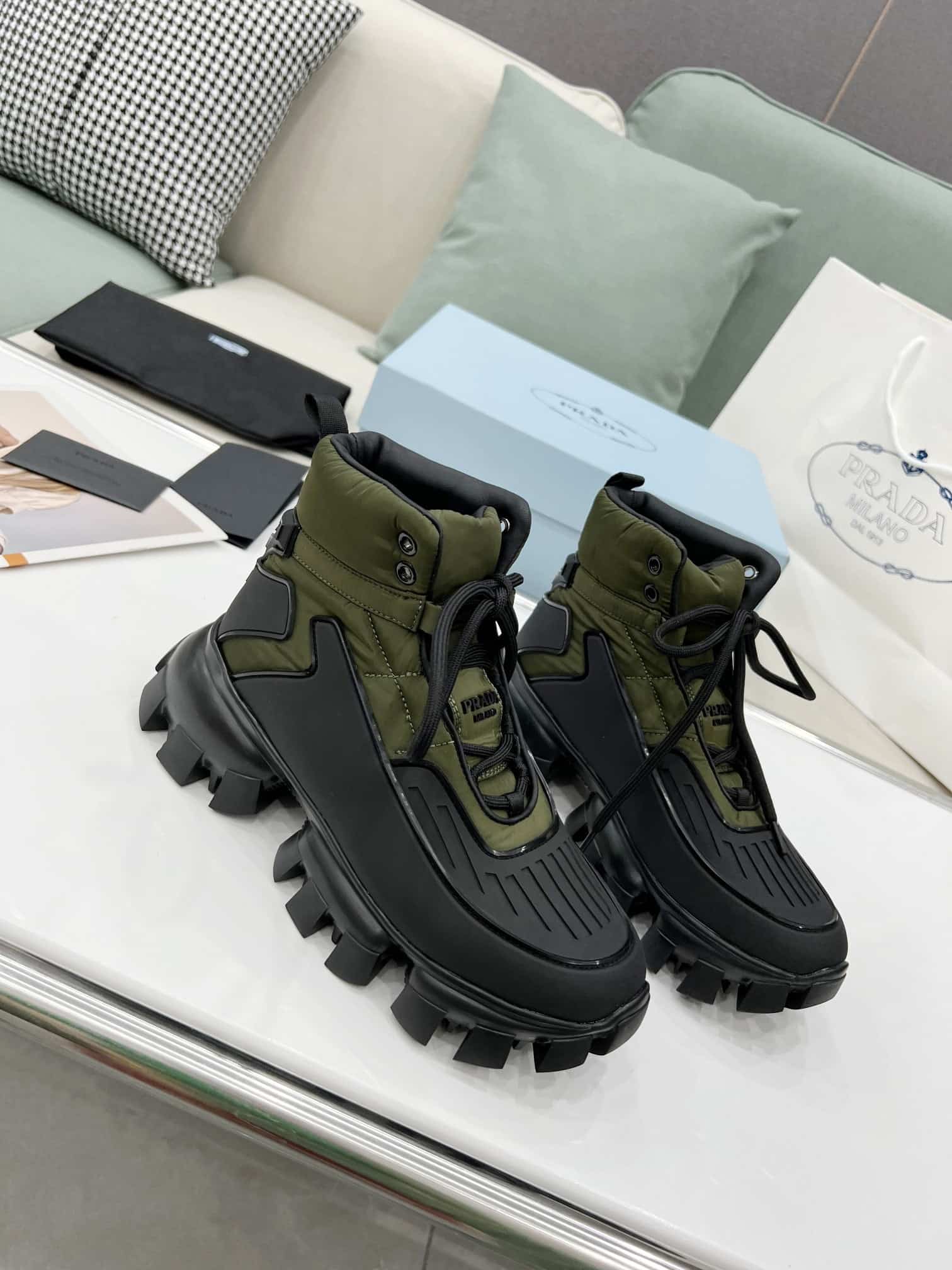 (1:1 replica) Prada Cloudbust Thunder High-Top Sneakers Forest Green/Black For Women 1.9in/50mm PRD 2TG189_3LGO_F0B80_F_G000