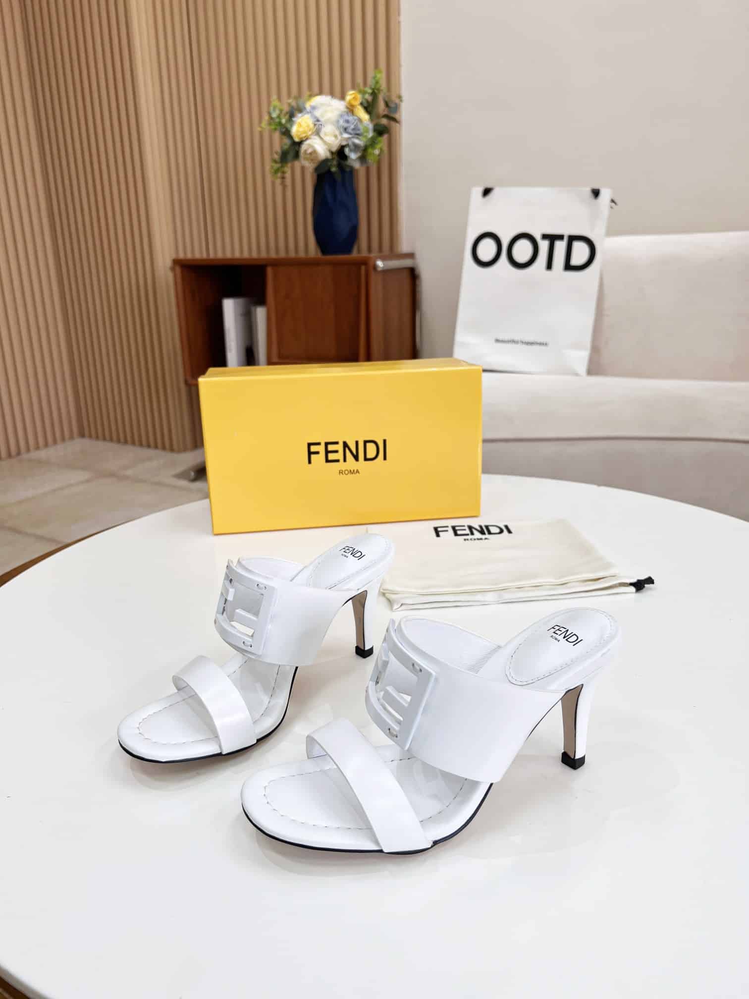 (1:1 replica) Fendi Baguette White Heels For Women
