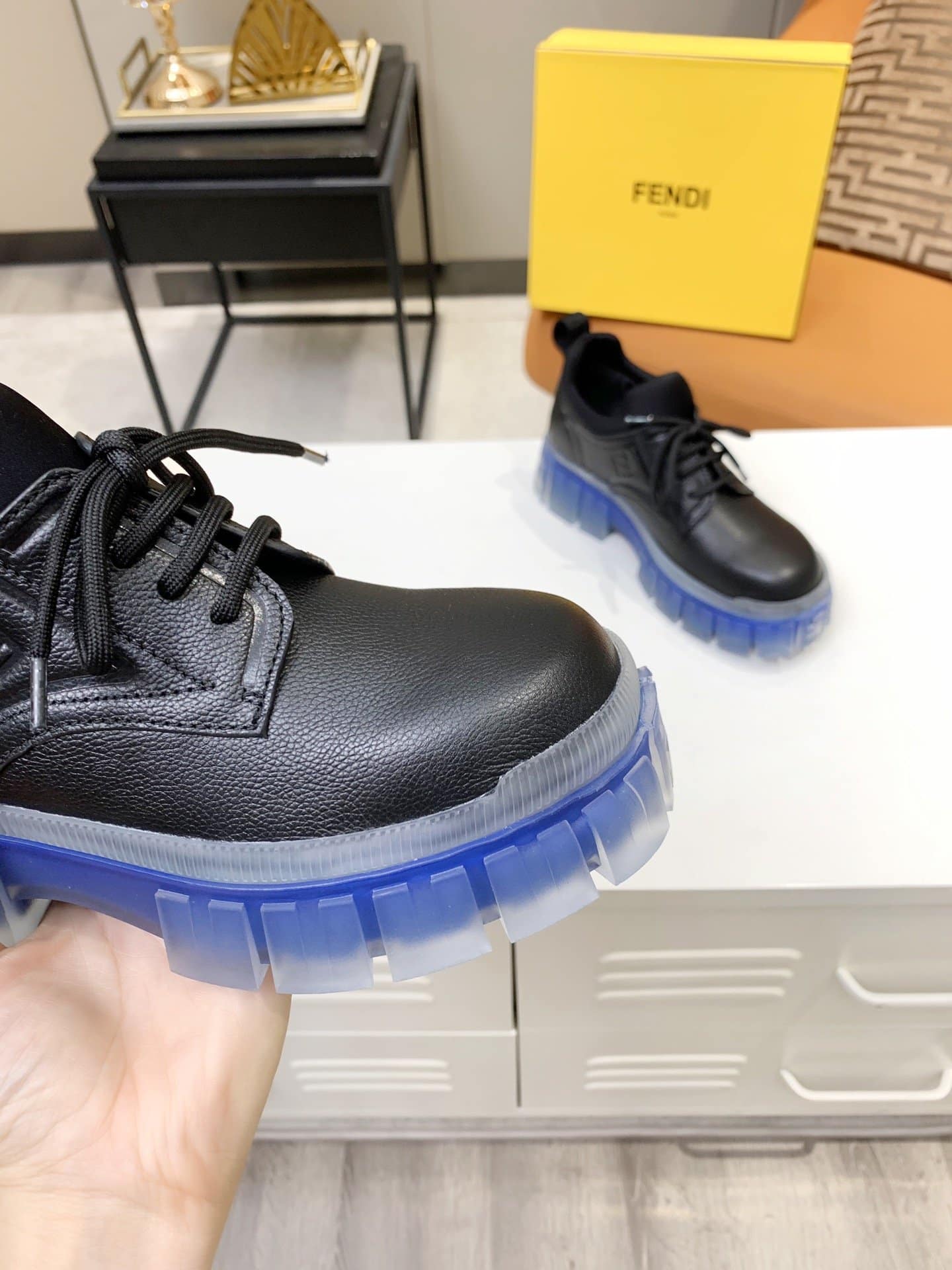 (1:1 replica) Fendi Force Black For Women FF 7L1486AHH0F08M4