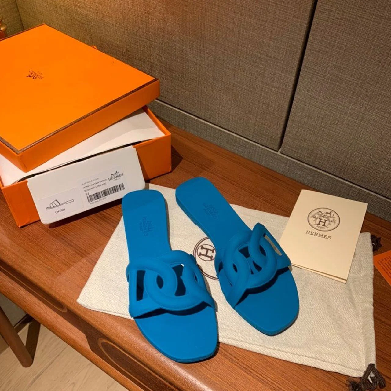 (1:1 replica) Hermes Aloha Sandal Blue For Women, Women s Shoes H201157Z