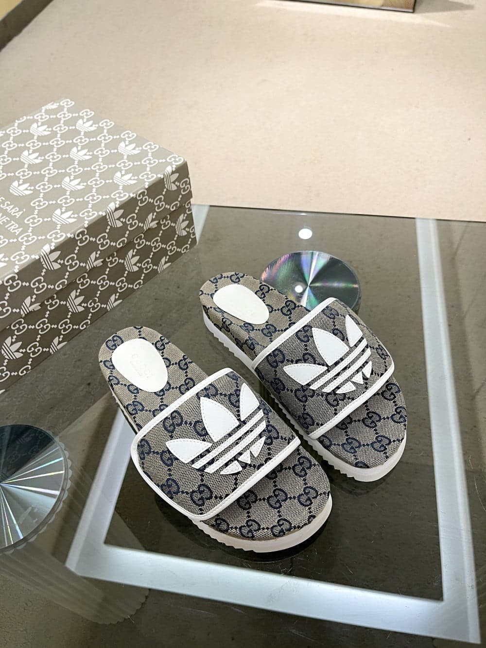 (1:1 replica) Gucci x Adidas Women s GG Platform Sandal Grey For Women GG