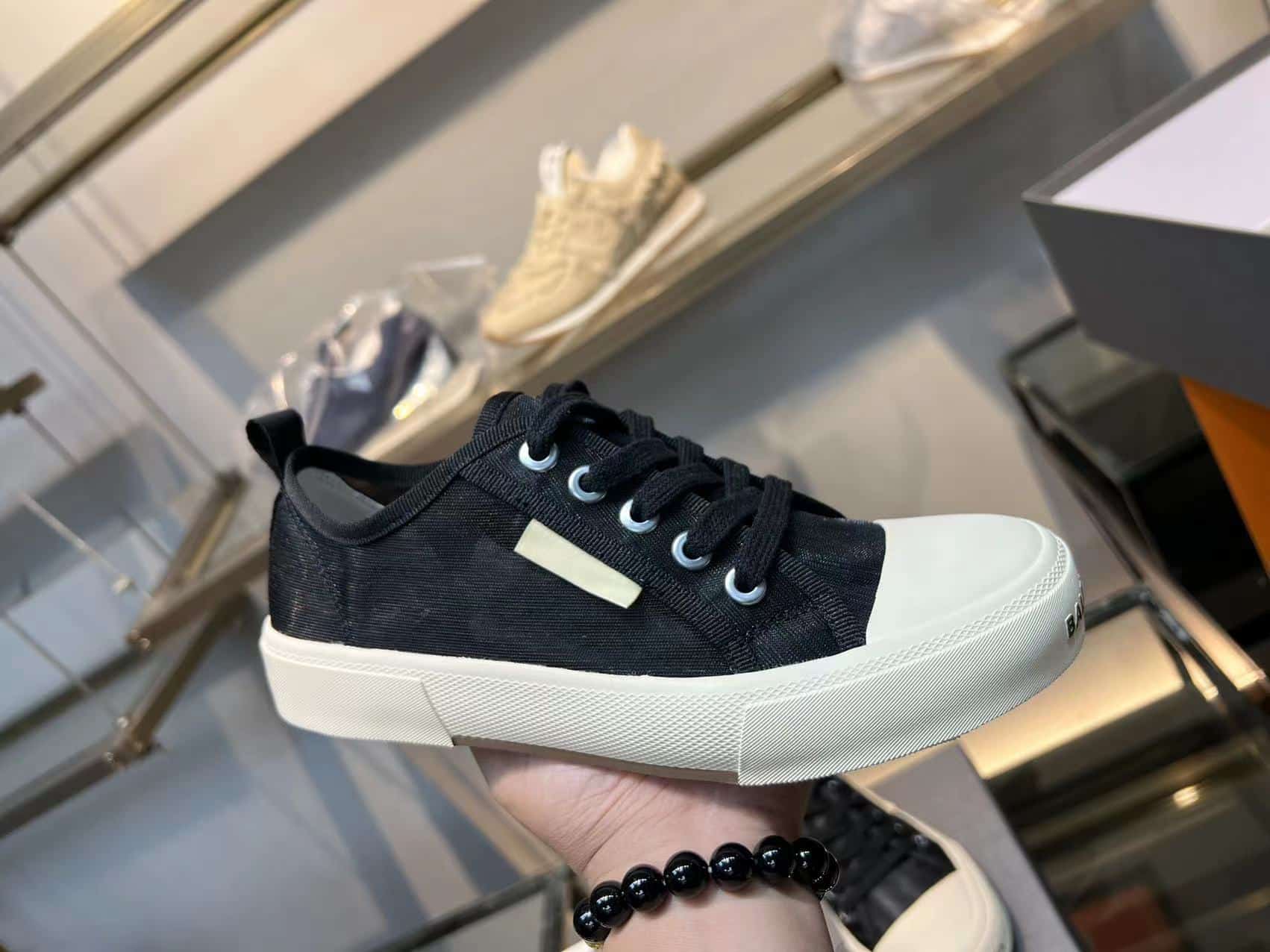 (1:1 replica) Balenciaga Paris Low Top Trainers Black For Women