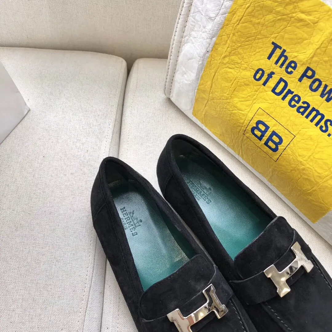 (1:1 replica) Hermes Women s Paris Loafers In Black Velvet HM081