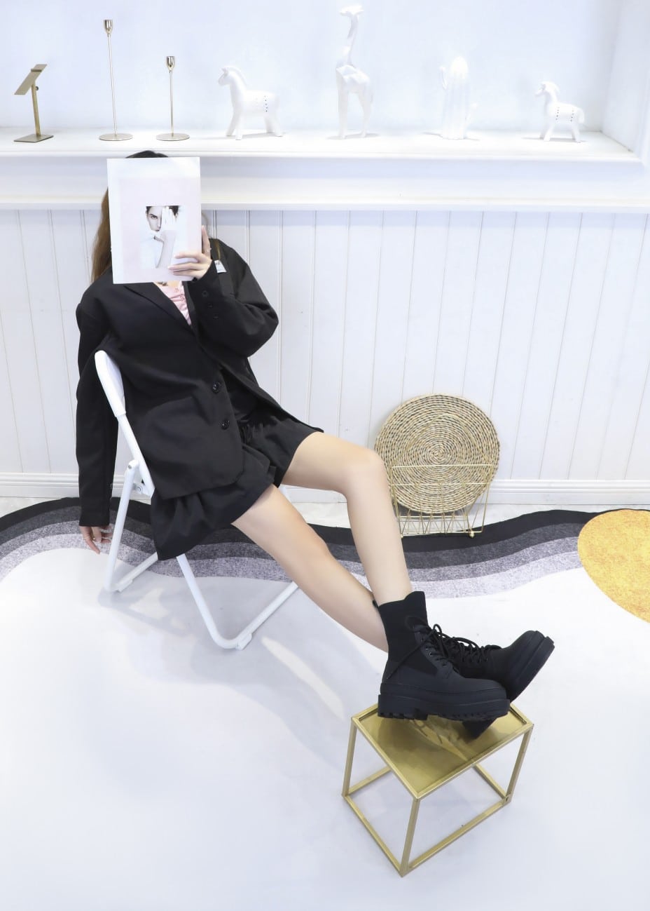 (1:1 replica) Christian Dior Women s Short Boot Black For Women CD