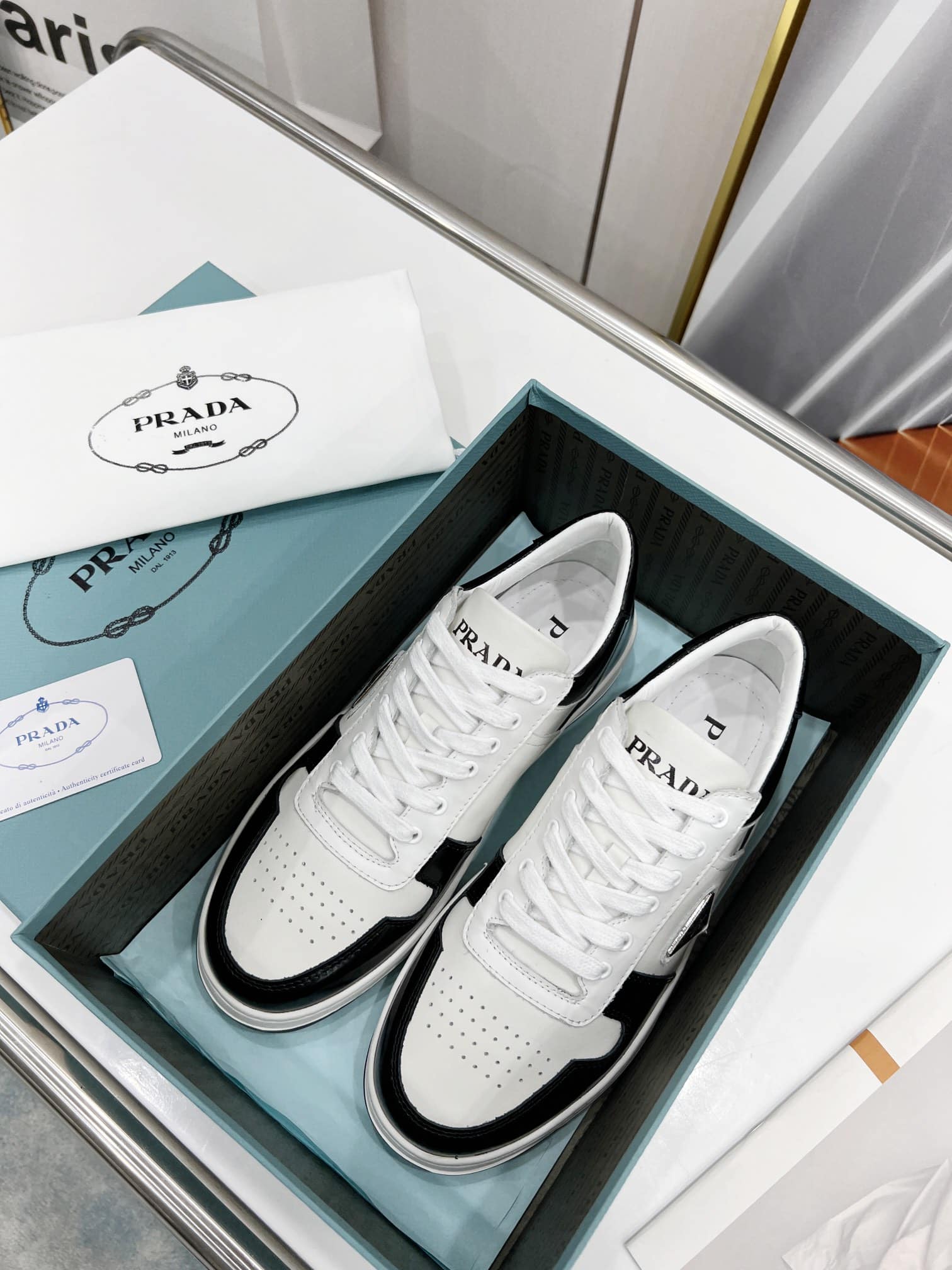 (1:1 replica) Prada Downtown Perforated Sneakers Black/White For Women 1.2in/30mm PRD 2EE364_3LKG_F0964