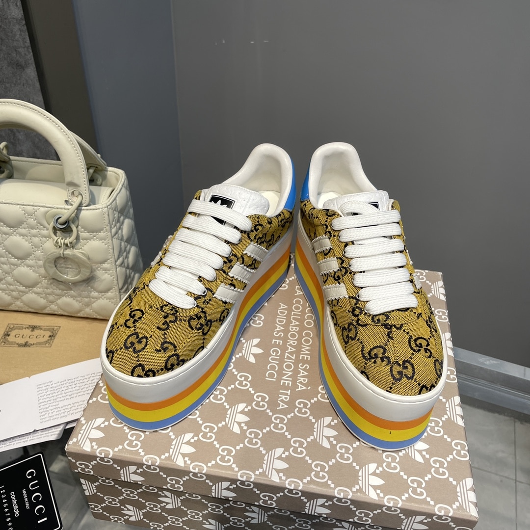(1:1 replica) Gucci x Adidas Women s GG Gazelle Sneaker Beige For Women GG 707873 UWV20 7163