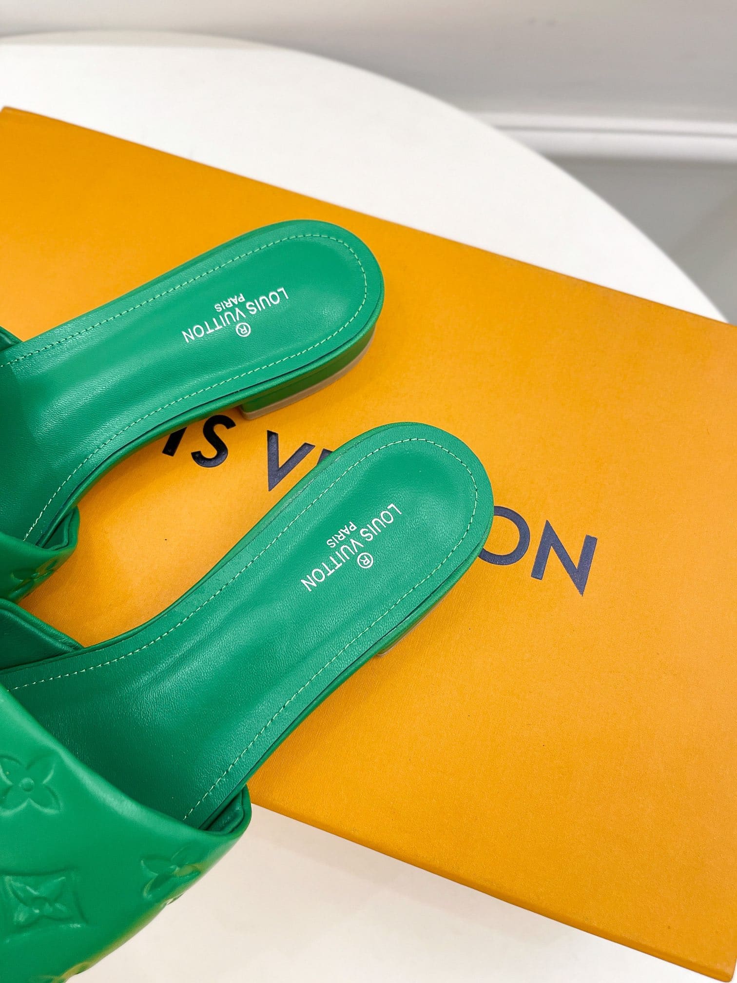 (1:1 replica) Louis Vuitton Women s Revival Flat Mule Green For Women LV 1A9P5L