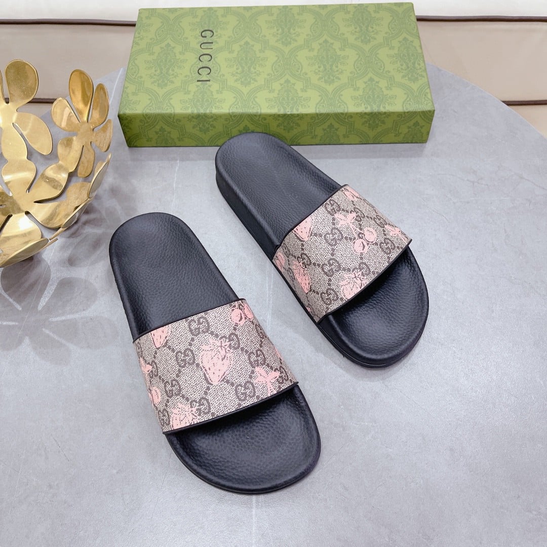 (1:1 replica) Gucci Women s GG Slide Sandal With Strawberry And Cherry Black For Women 407345