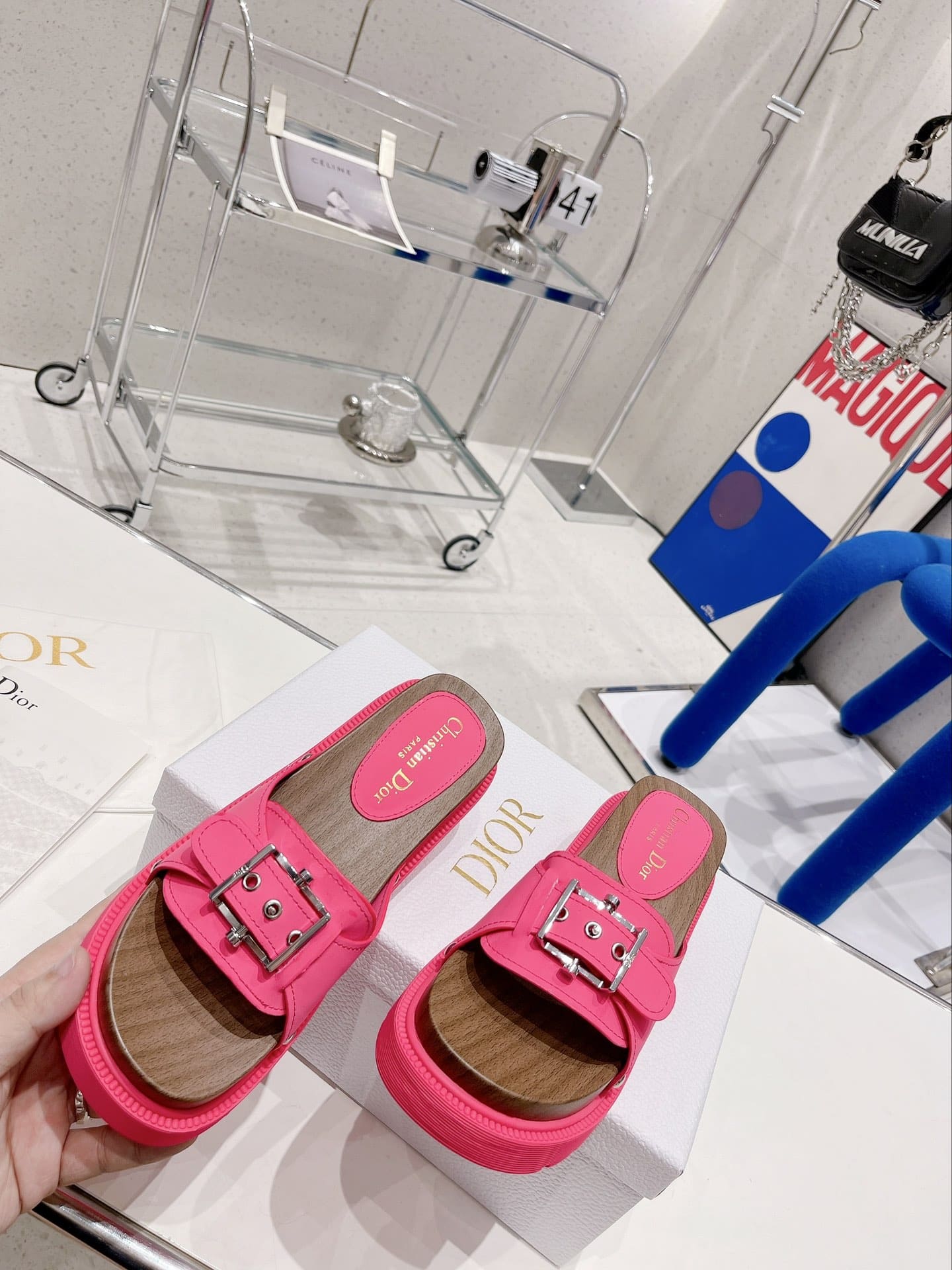(1:1 replica) Christian Dior Women s Diorquake Slide Pink For Women CD