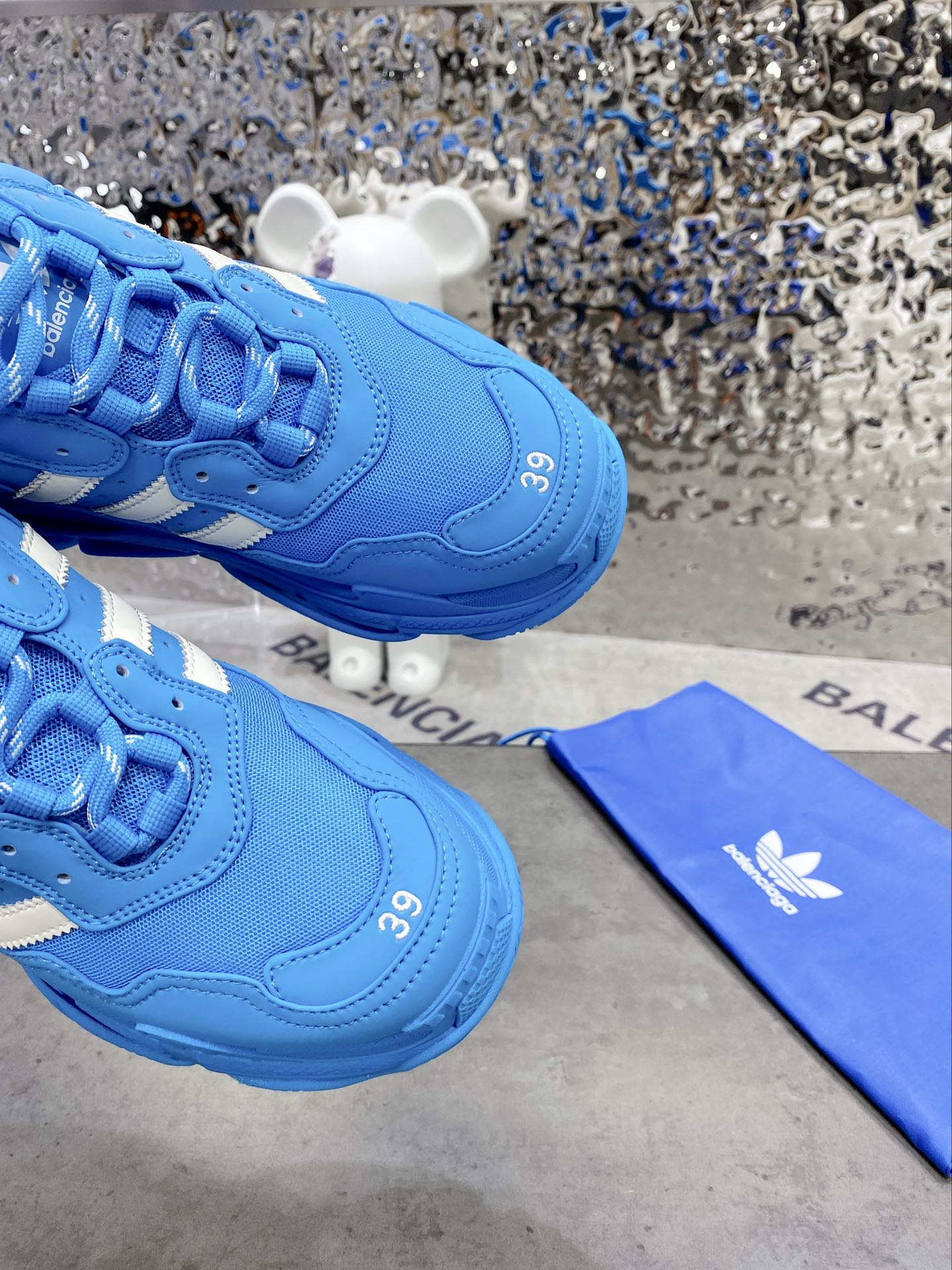 (1:1 replica) Balenciaga x Adidas Triple s Trainers Clear Sole Blue For Women