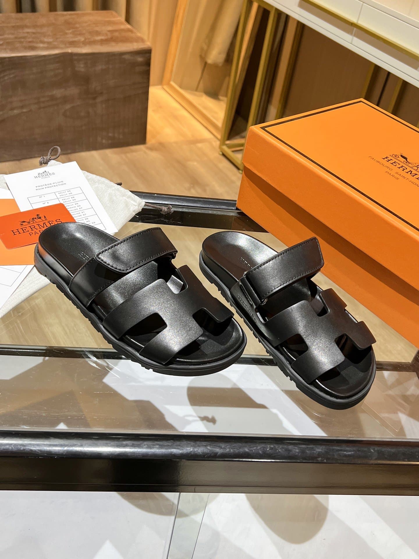 (1:1 replica) Hermes Chypre Sandal Black For Women, Women s Shoes H211114Z 02350