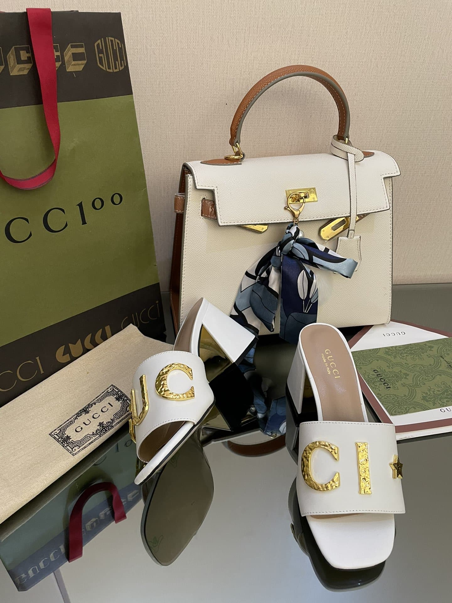 (1:1 replica) Gucci Women s Gucci Slide Sandal White For Women GG
