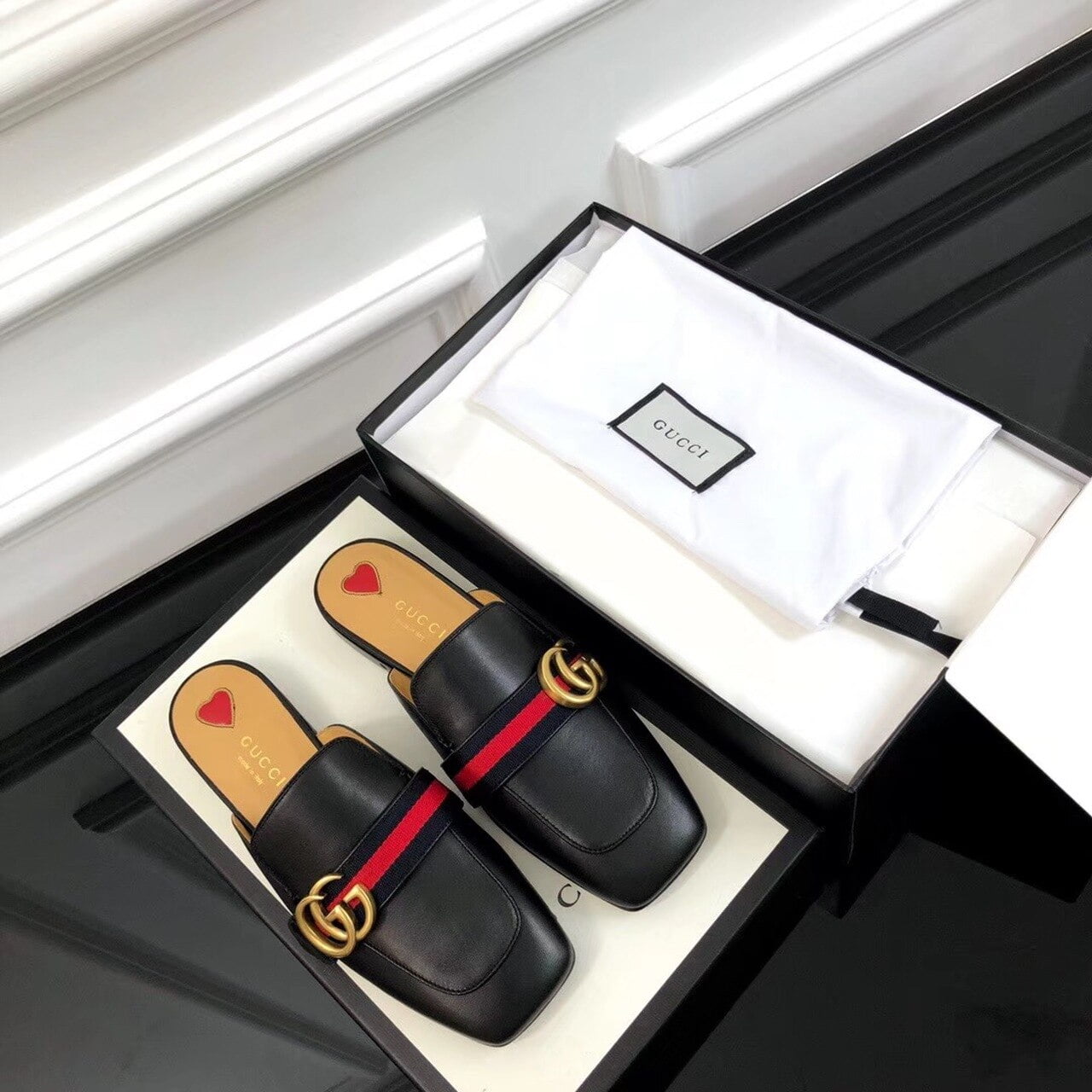 (1:1 replica) Gucci Peyton Slippers Black For Women GG 423694 DKHC0 1061