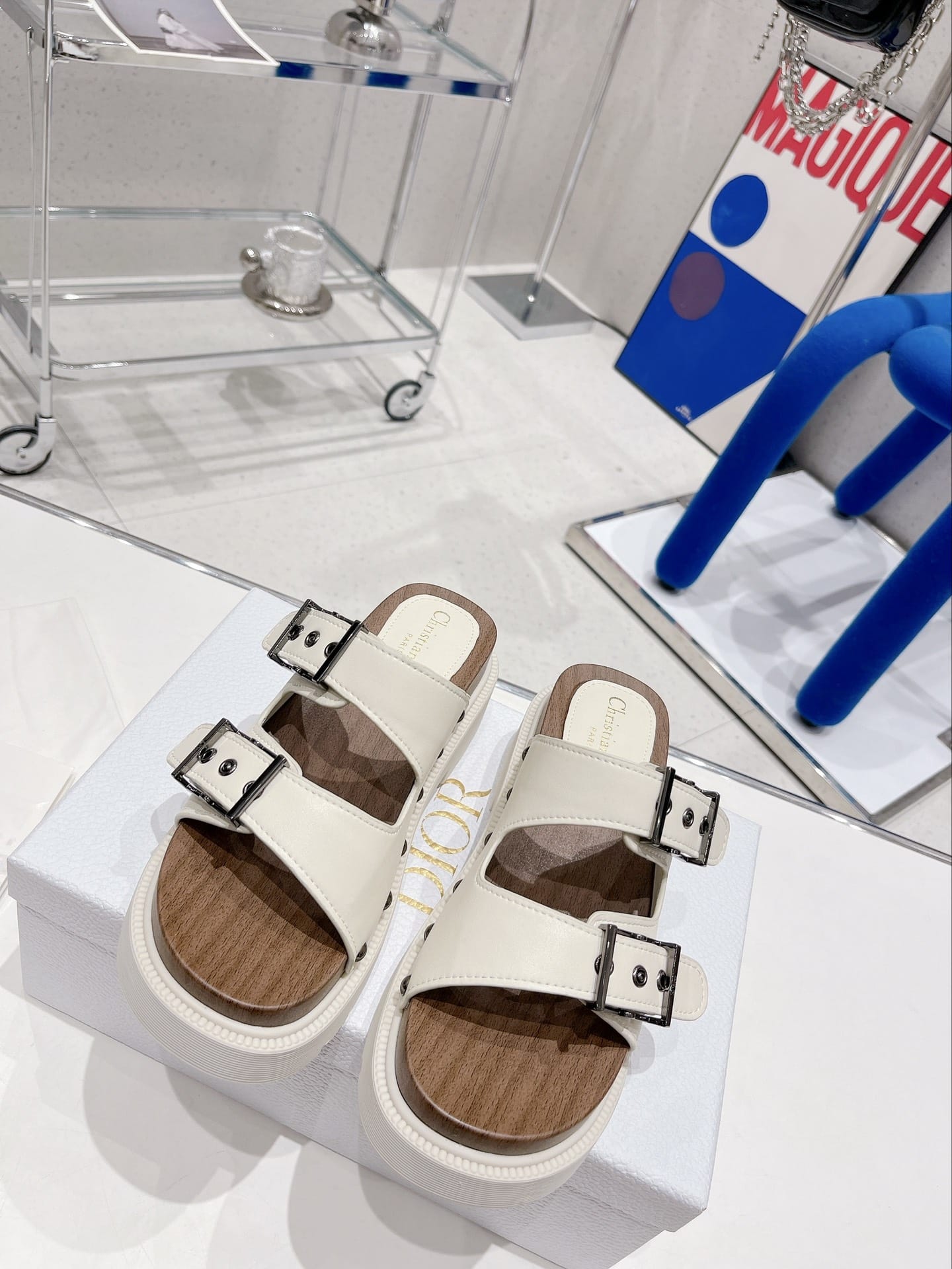(1:1 replica) Christian Dior Women s Diorquake Sandal White For Women CD KCQ713VEA_S42W