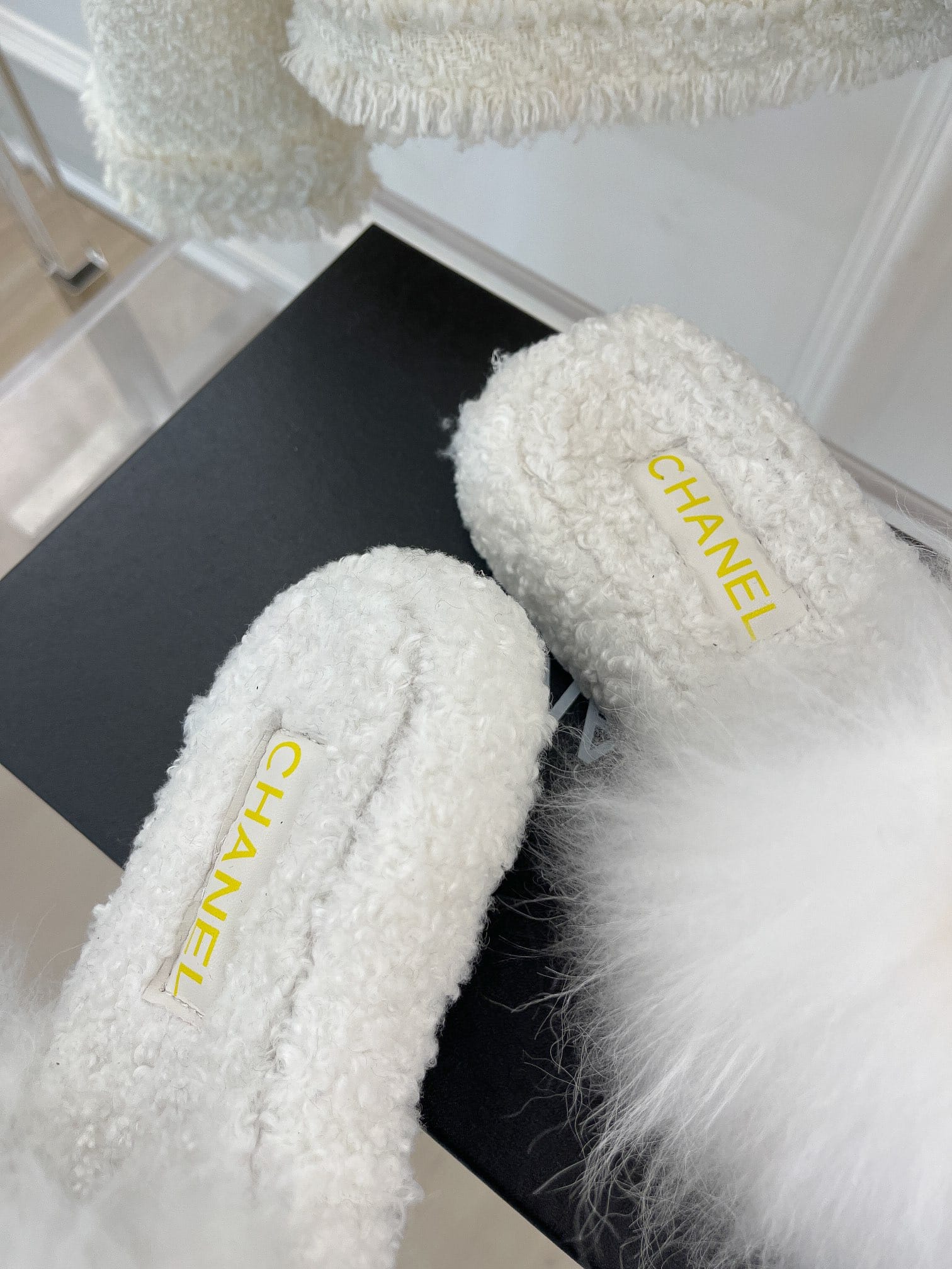 (1:1 replica) Chanel Women s Mules White For Women 0,7in/ 2cm