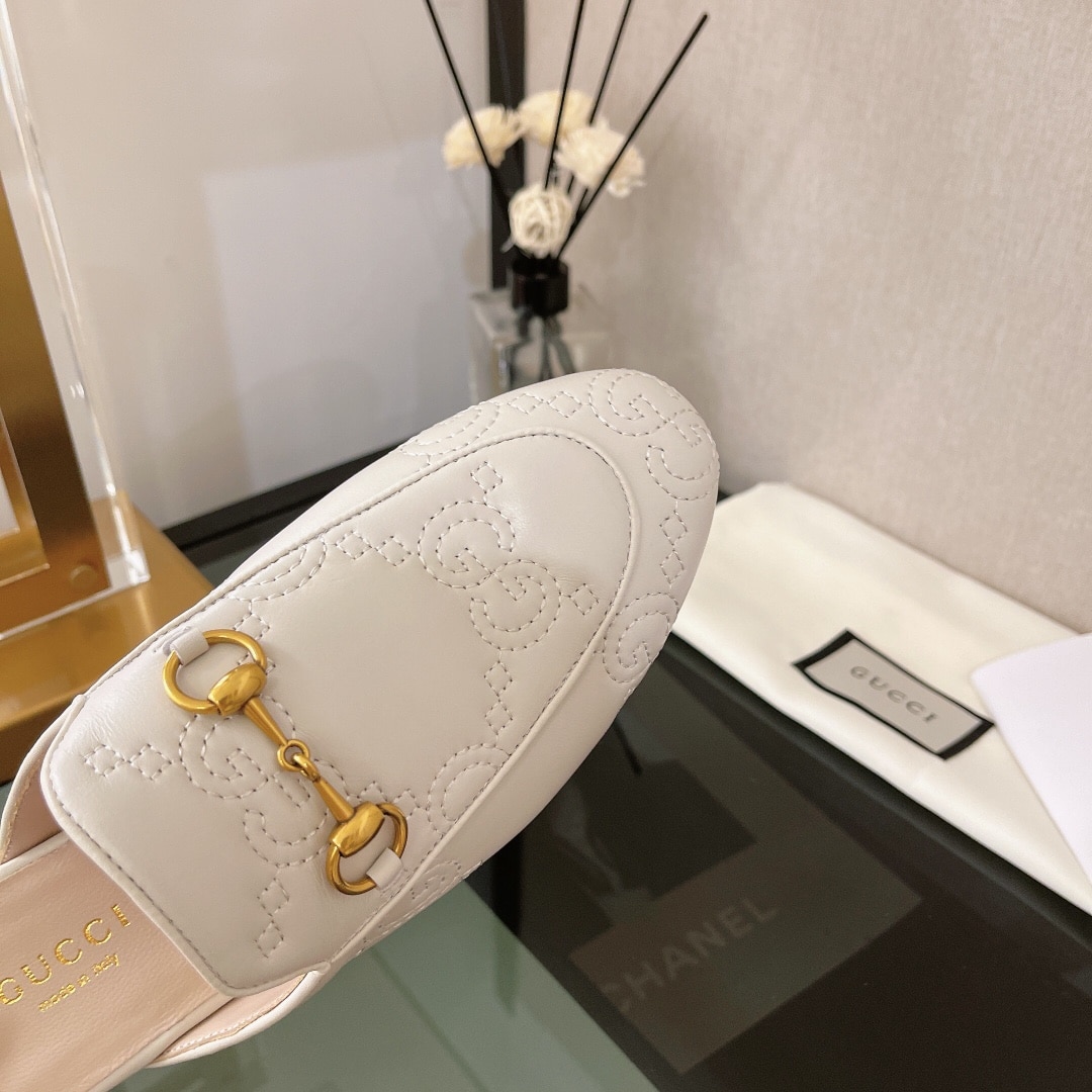 (1:1 replica) Gucci Women s GG Matelasse Princetown Slipper White For Women GG 699901 BKO60 9124