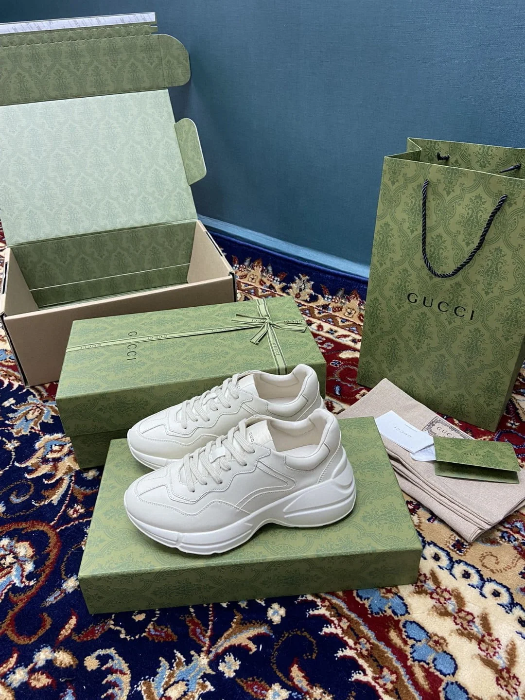 (1:1 replica) Gucci Rhyton Sneaker Beige For Women 721749 0G2R0