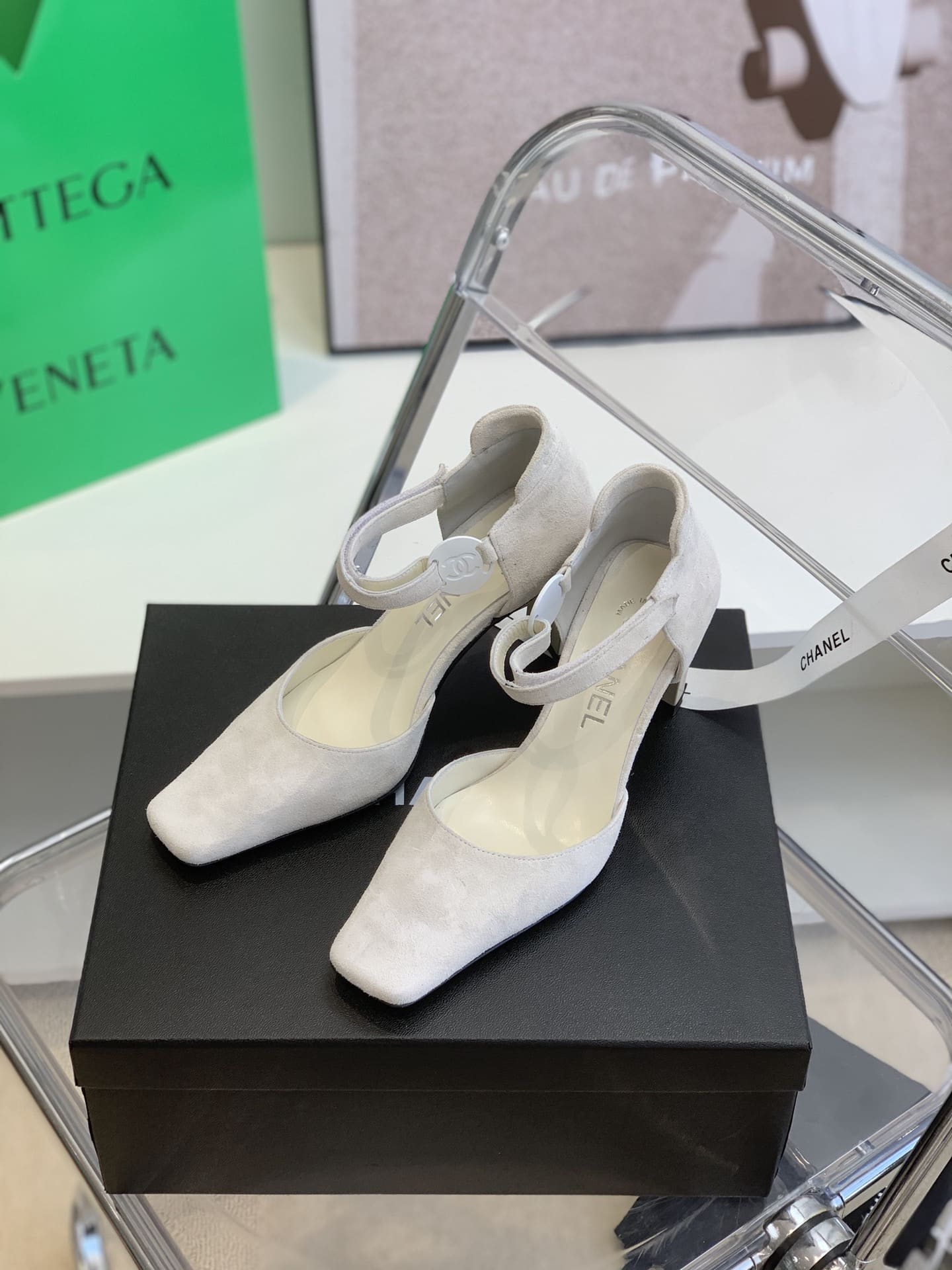 (1:1 replica) Chanel Open Shoes White For Women, Women s Shoes