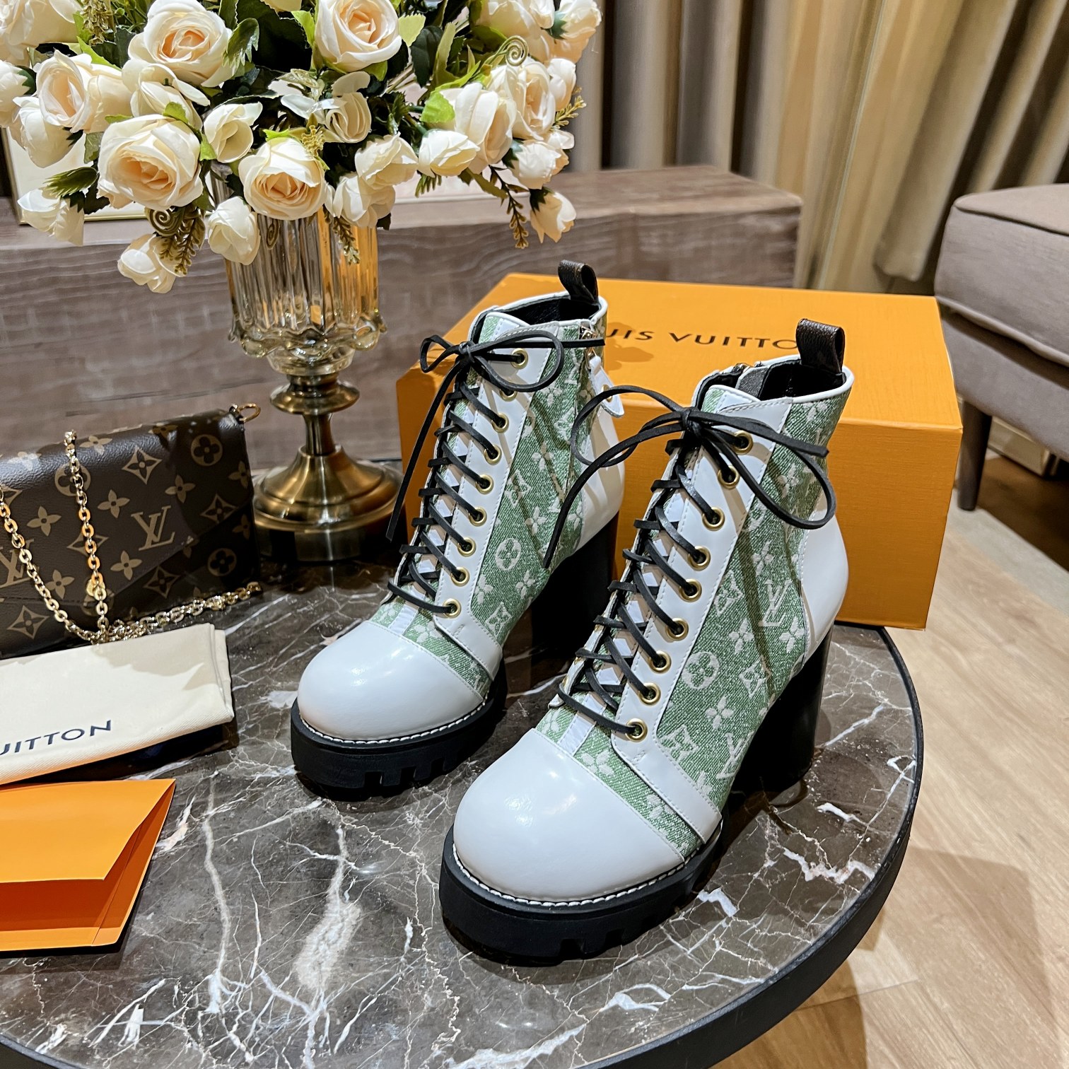 (1:1 replica) Louis Vuitton Women s Star Trail Ankle Boot Green For Women LV
