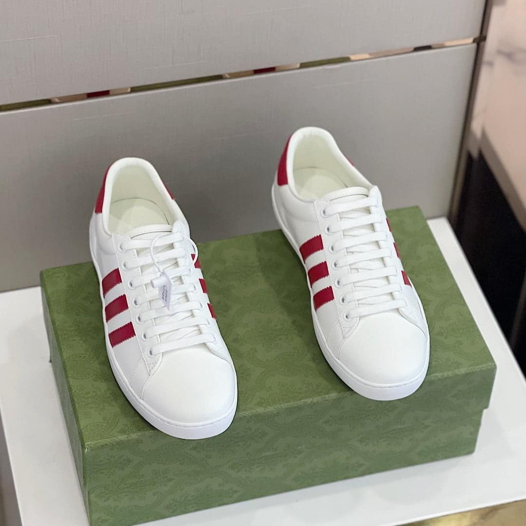(1:1 replica) Gucci x Adidas Women s Sneakers White Red For Women 707861