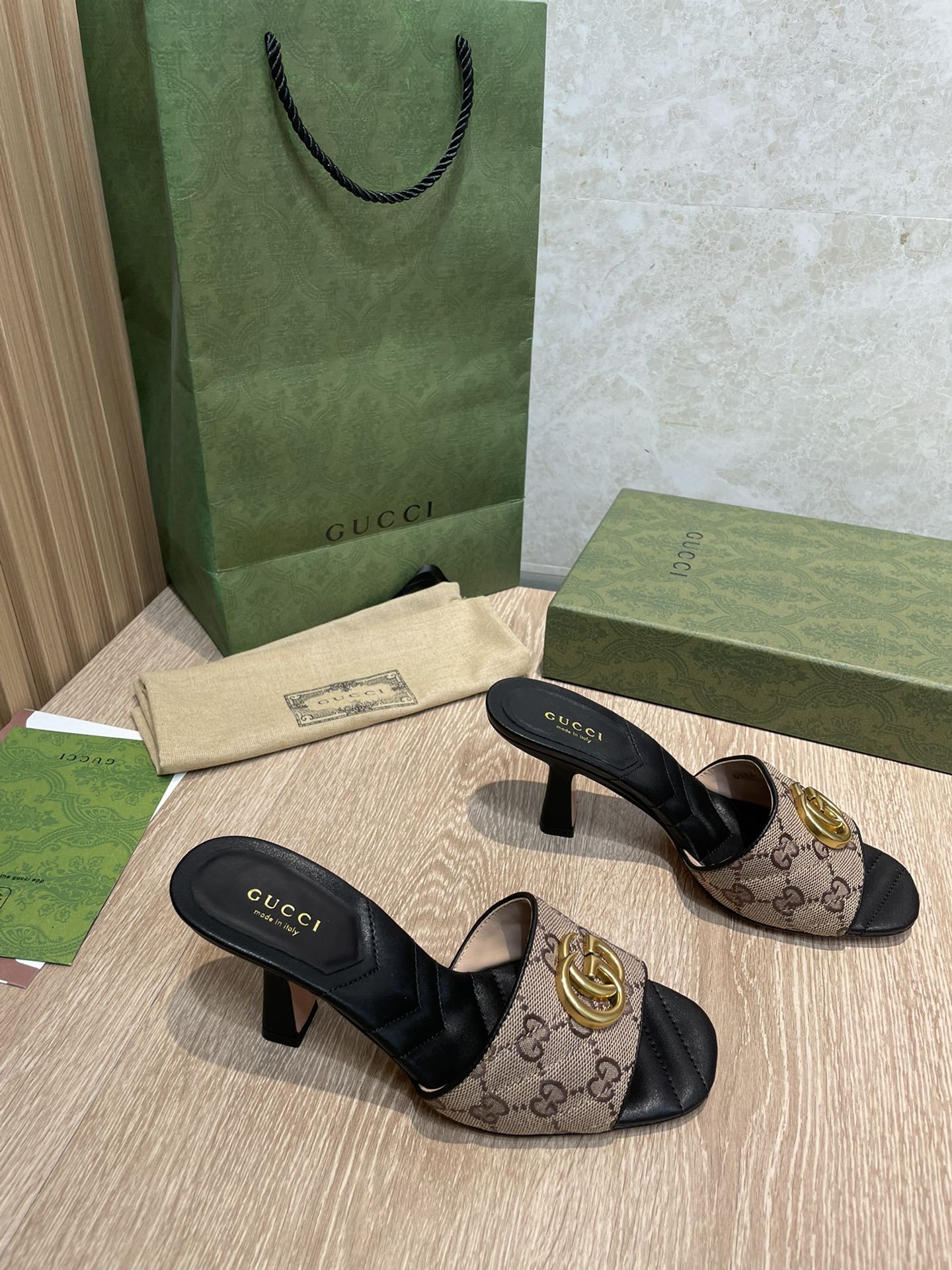 (1:1 replica) Gucci Double G Slide Sandal Chevron Matelasse Black For Women GG 674839
