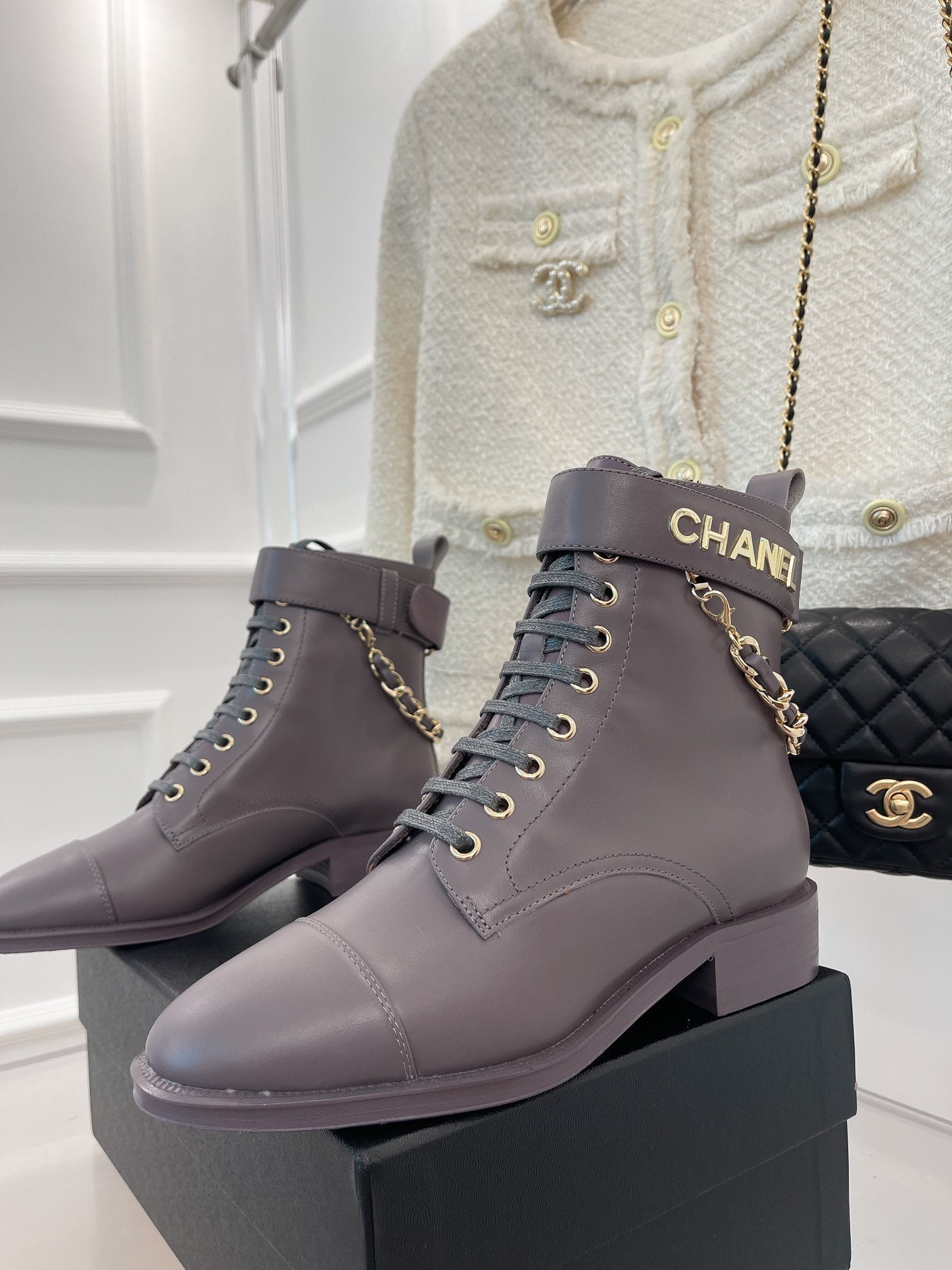 (1:1 replica) Chanel Women s Lace-Up With Chain Light Violet For Women 1.5in/4cm