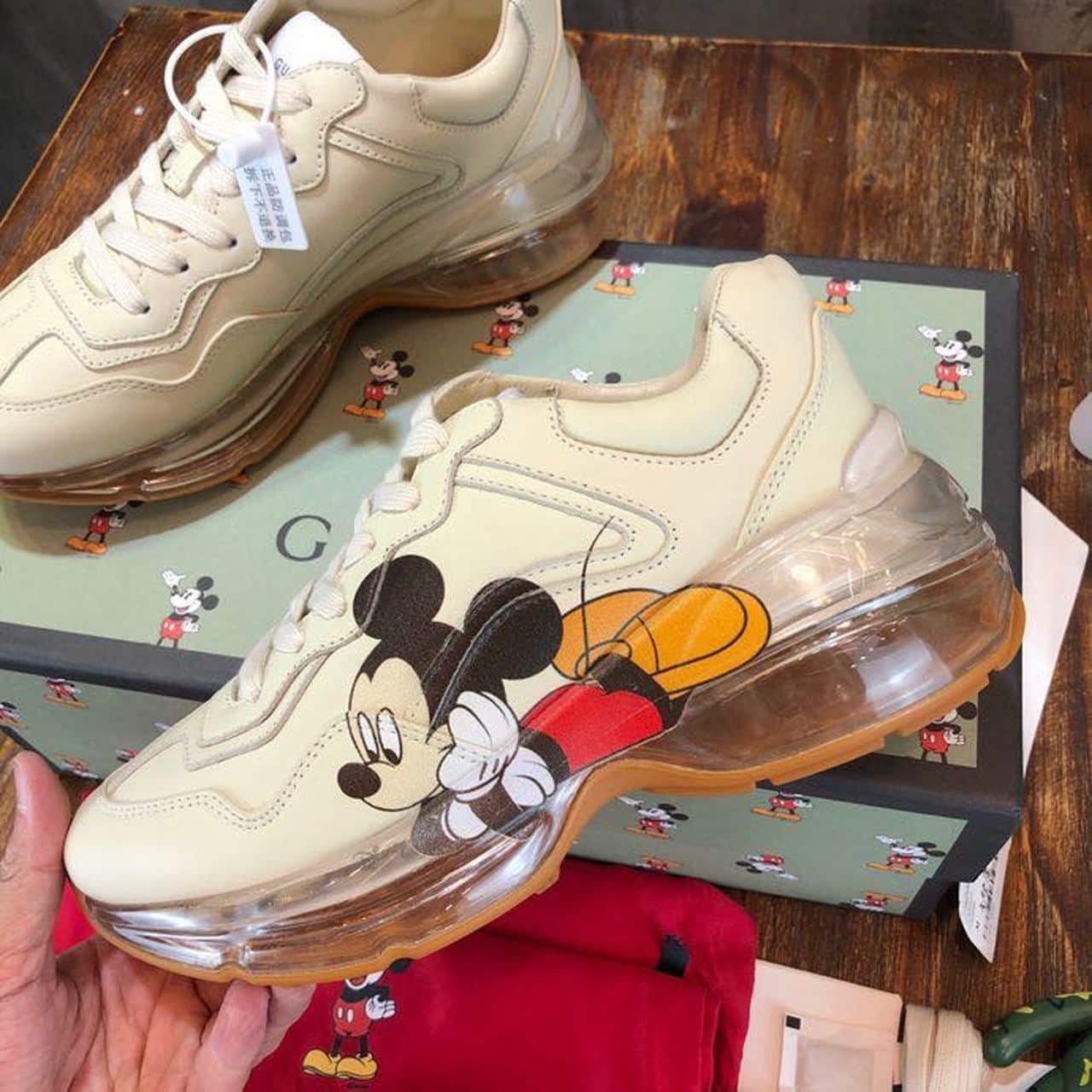 (1:1 replica) Gucci x Disney Mickey Rhyton Dad Transparent Sole Sneakers White For Women GG