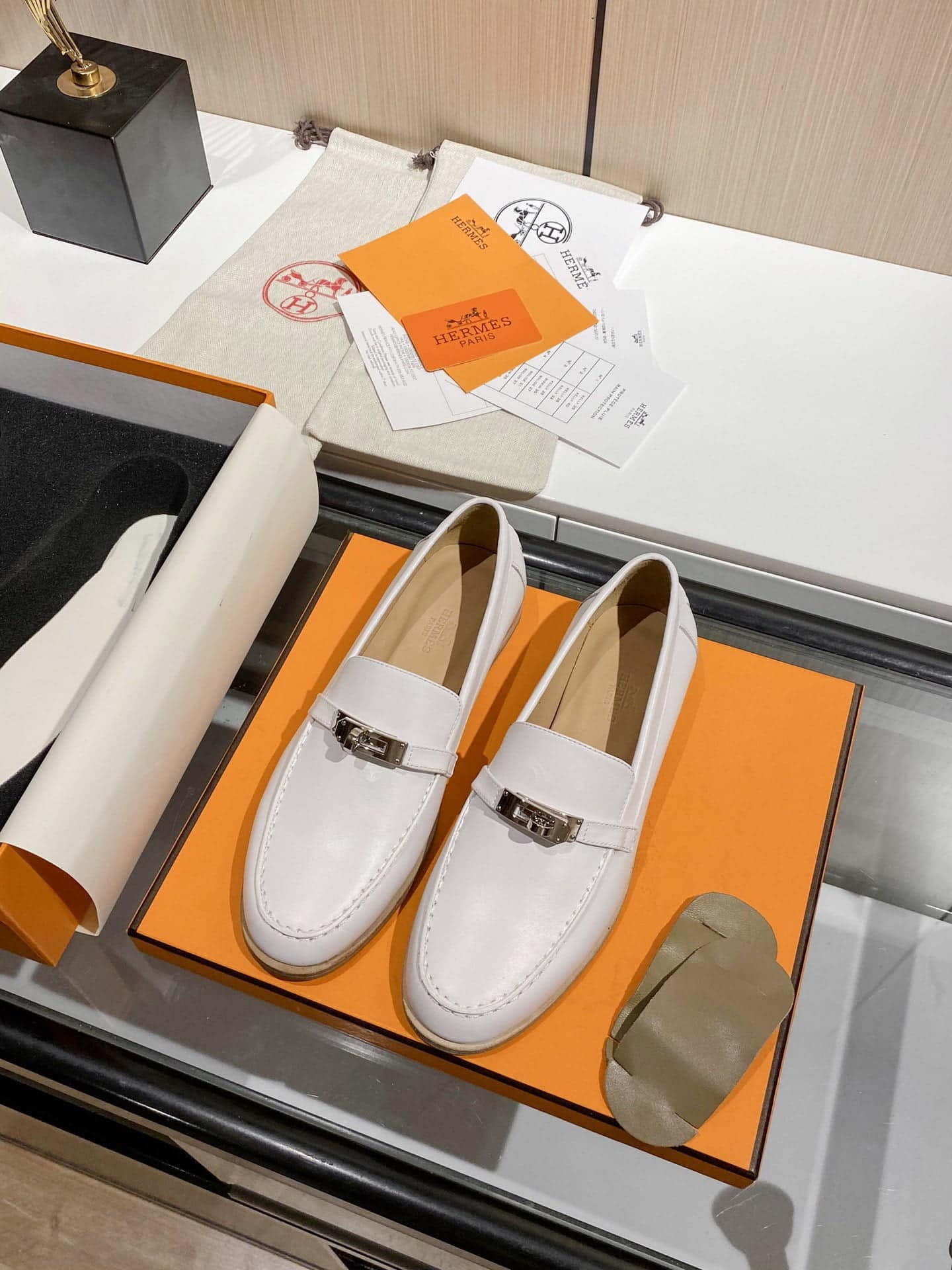 (1:1 replica) Hermes Destin Loafer White For Women, Women s Shoes H212114Z 90350
