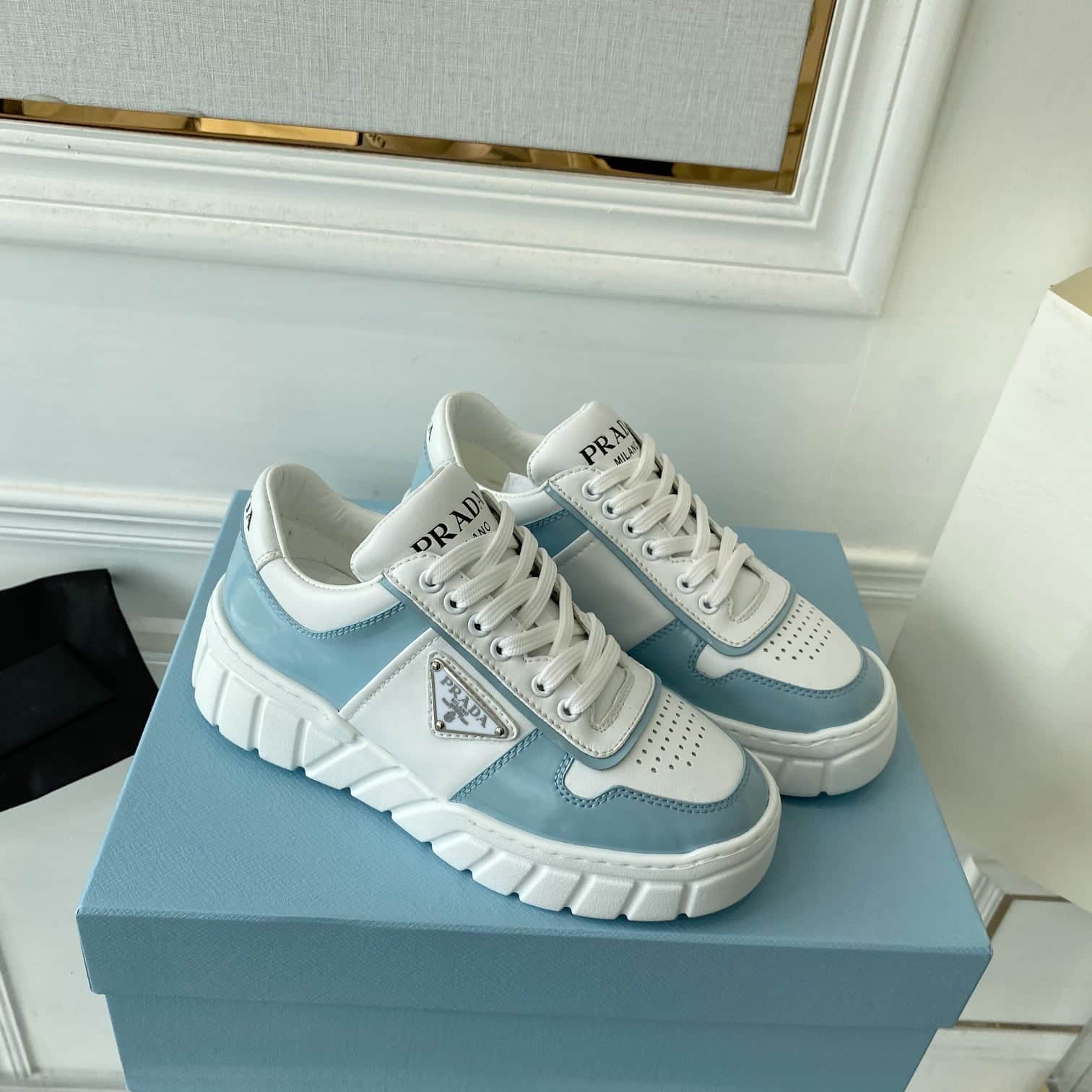 (1:1 replica) Prada Women s Gabardine Sneakers Blue For Women LV