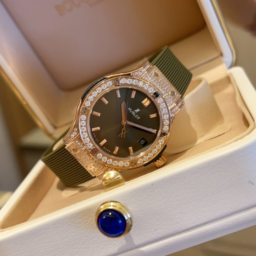 Hublot Classic 33mm High-End Women's Watch(1:1 replica)