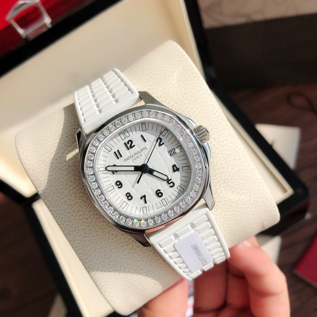 Fake Patek Philippe Replica Watch Aquanaut Ladies Stainless Steel Composite 5067A-024 TWF(1:1 replica)