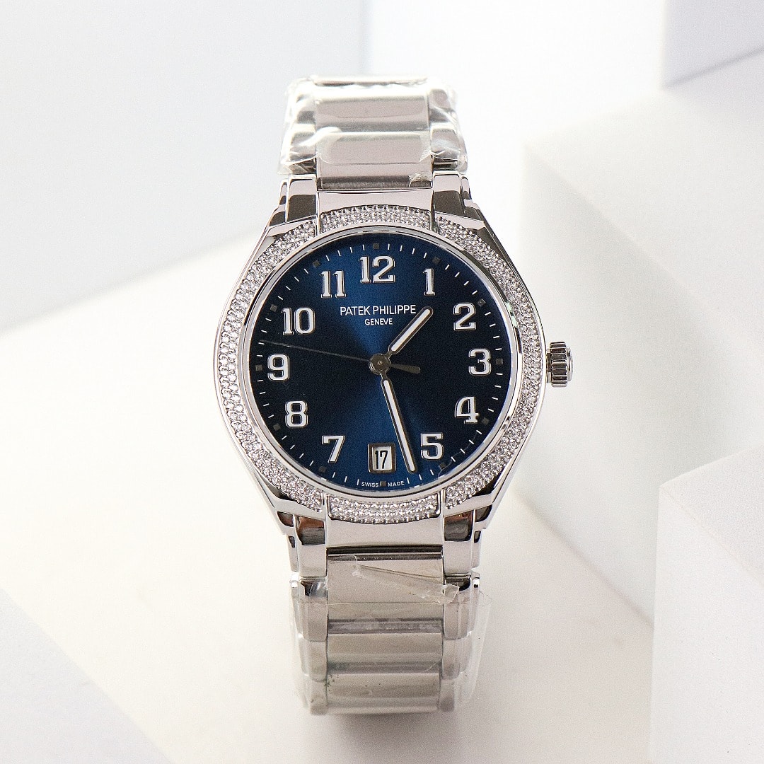 Fake Diamond Watch Replica Patek Philippe Twenty~4 Ladies Stainless Steel Blue Sunburst Dial 7300/1200A-001(1:1 replica)